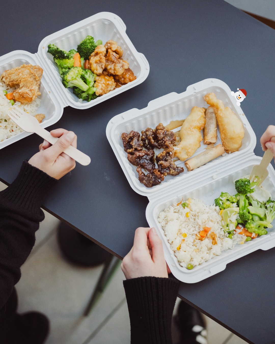 Golden bites for the festive season✨🍱
From crispy spring rolls to tender stir-fries,
Golden Girl has all your favourites.
Find them at 18 Willis St and add a little
sparkle to your lunchtime.
#18WillisSt #WellingtonCBD
