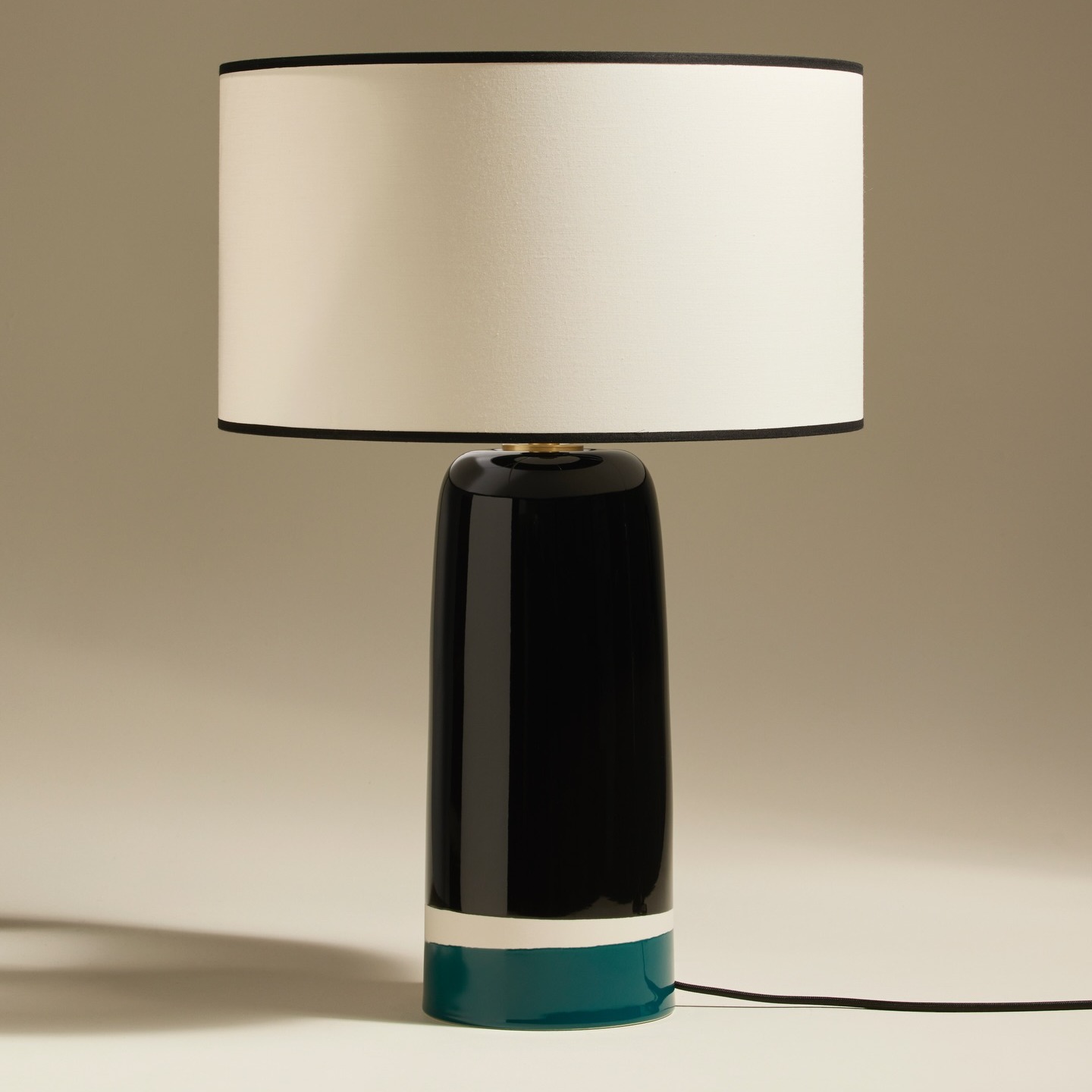 Élégance et raffinement avec les lunettes Maison Sarah Lavoine ! Des modèles variés pour protéger vos yeux ou corriger votre vision, avec un design soigné et des couleurs profondes. 🕶️
#Brignais #brignais #mornant #montdulyonnais #montdulyonnaistourisme #Lyon #lyon #lyons #lyoncity #lyon🇫🇷 #createurlyon #createurlyonnais #lunettes #lunettesdevue #lunettesstylées #LunettesDeSoleil #LunettesTendance