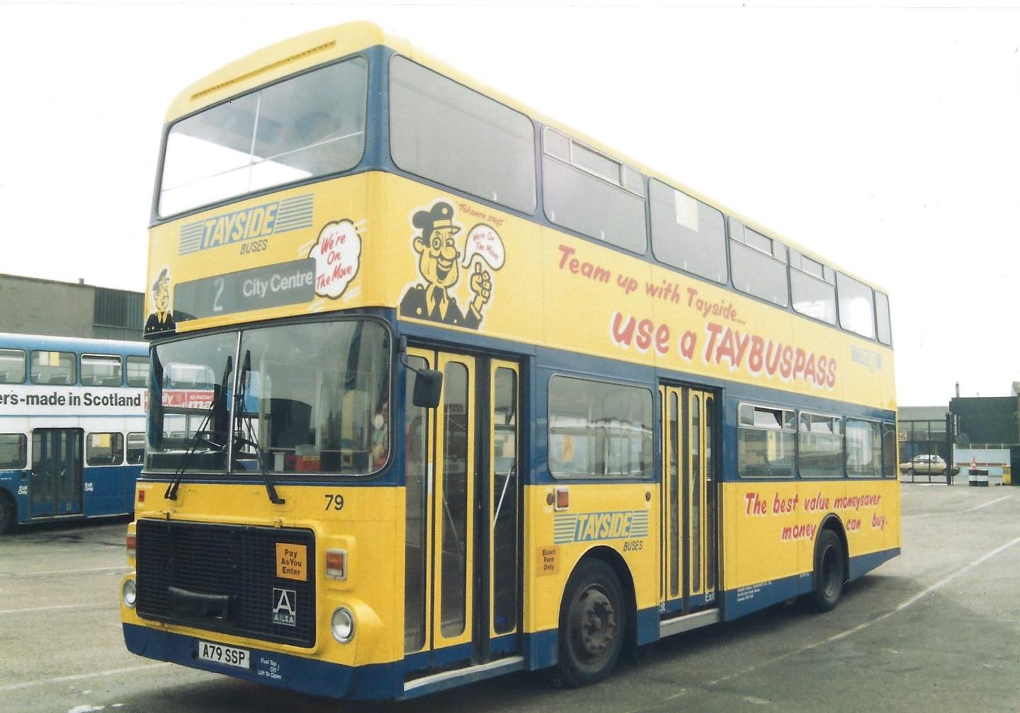 🚍💛 Here we have Fleet Number 79 (A79 SSP), a Tayside Volvo Ailsa with East Lancs bodywork, instantly recognisable thanks to its bright all-over Taybus Passes advert. New in 1983 and withdrawn in 1999, it represents the colourful advertising era of Dundee’s fleet.
Photographed nearside at East Dock Street depot, it’s displaying Route 2 to the City Centre – a core Dundee route still used today.
The museum remains closed until February, but our archive will keep the memories rolling.