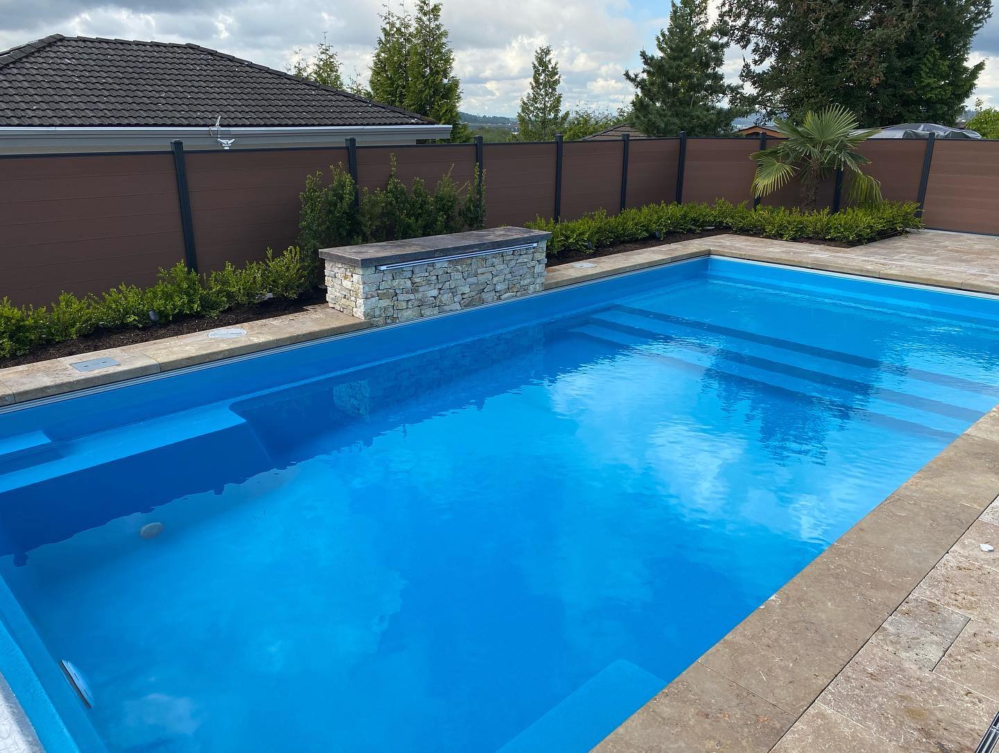 Hard not to daydream about projects like this when it’s pouring outside.
Poolside stonework and a BBQ build in the sun… definitely ready for those days to come back 🌧️➡️☀️
#bdmasonry #stonemasonry #yvrconstruction #vancouverhomes #outdoorliving #poolside #backyarddesign #outdoorkitchen #bbqisland #stoneveneer #landscapedesign #bcbuilders #contractorsofinstagram