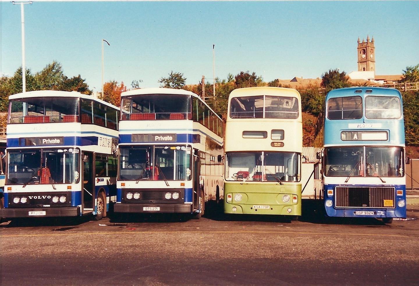 🚍❤️ This terrific line-up shows several Tayside double deckers gathered at East Dock Street depot. Among them are PYJ136, OTS271, KSA179P (ex-Grampian), and DSP932V, with fleet numbers including 89, 90 and 32.
These Volvo Citybuses and Ailsas, built between the late 1970s and mid-1980s, were key workhorses in Dundee’s fleet before their withdrawals in the 1990s and early 2000s.
We’re closed for the season until February, but enjoy these archive moments over winter.