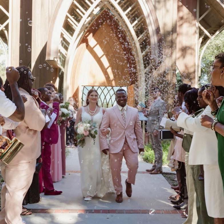 Shannon & Tawanna, thank you so much for choosing us to be a part of your beautiful day. It was an honor to officiate your love story. Wishing you a lifetime of joy and adventure together.