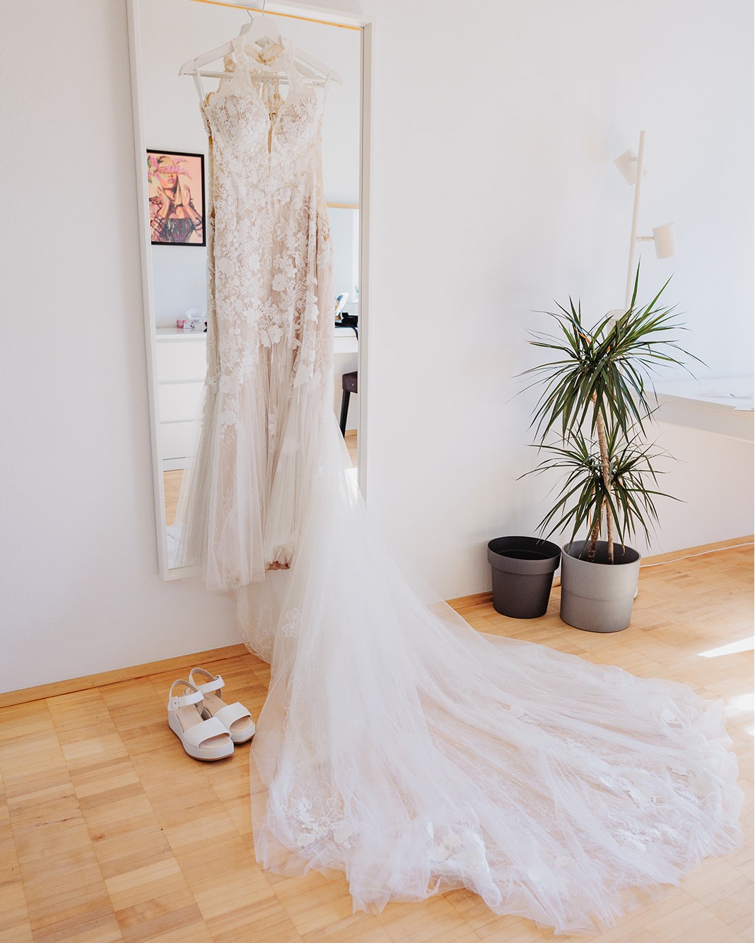 ✨ Die leisen Momente sind oft die wichtigsten. ✨
Manche Momente sind leise.
Fast unscheinbar.
Und genau deshalb sind sie oft die,
die später am meisten bedeuten.
Nicht laut.
Nicht perfekt geplant.
Aber echt.