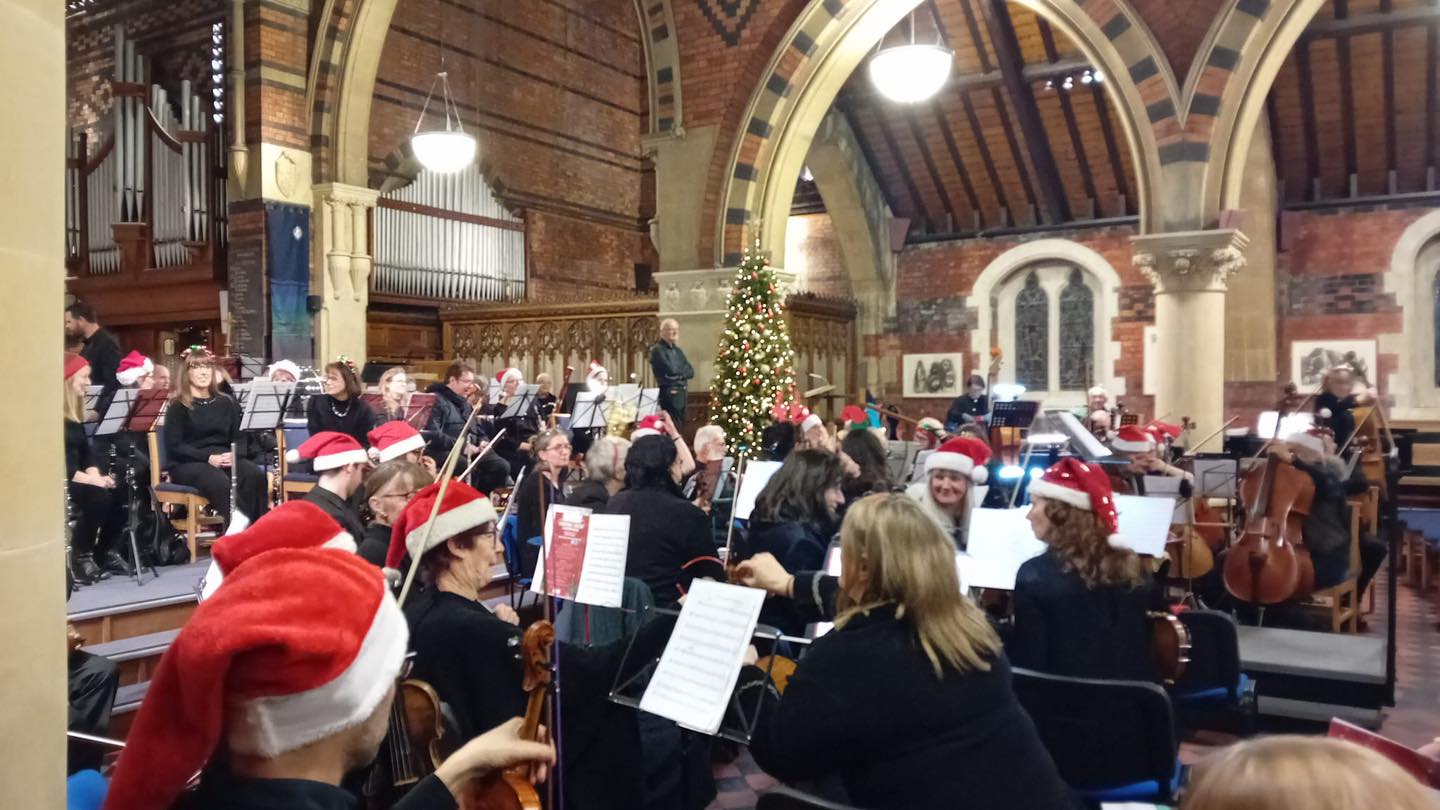 Committee members Jan and Janice were thrilled to attend the Swansea Philharmoniaโs Christmas concert on the 1st December. The event raised an amazing ยฃ600 for MND. They were also successful in a matched funded bid, taking the total to ยฃ850!!!
Thank you! ๐งก๐