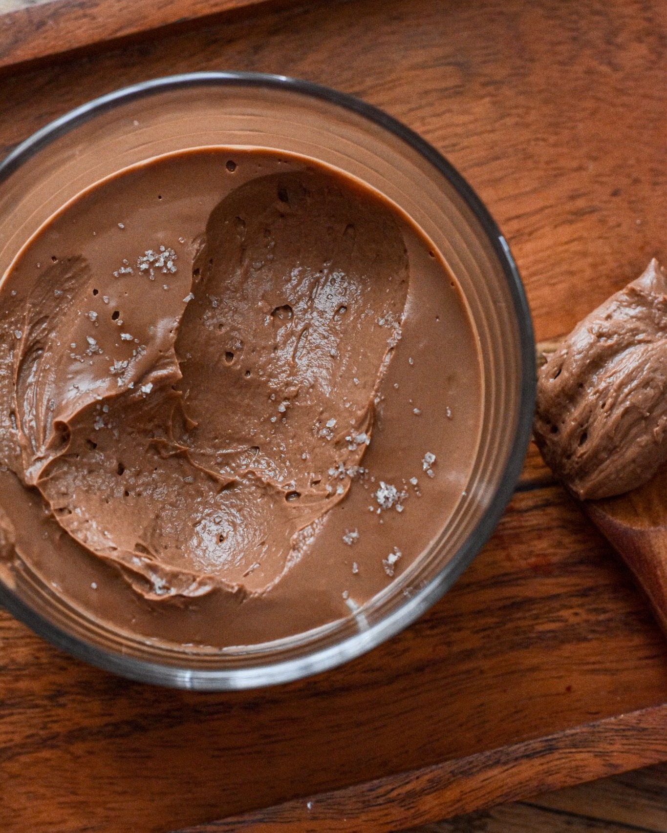 Besoin de réconfort cet hiver ? ❄️
Notre mousse au chocolat express est là pour ça : rapide, fondante et irrésistible 🍫
Qui veut tester ? 👇
#biochamps #laiterie #artisanale #moussechocolat #gourmandise #recettesfaciles #local #bio