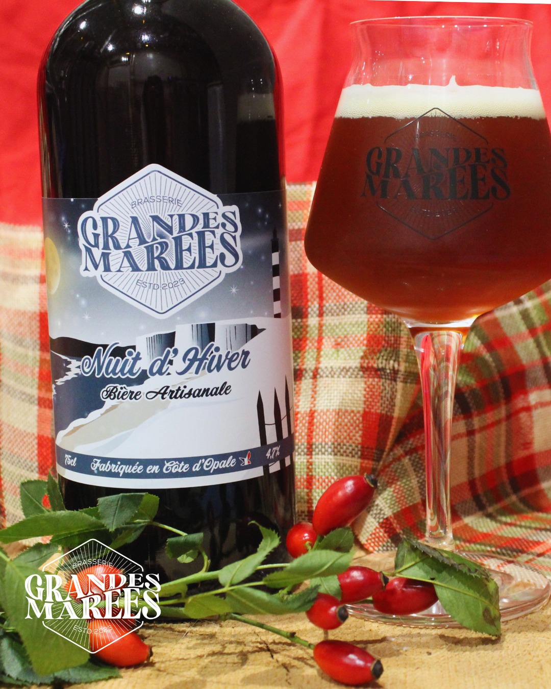 🌊❄ Marché de Noël☃🌊
Ce week-end, retrouvez-nous au Marché de Noël d'Etaples sur Mer 😉
L'occasion de réaliser vos achats de Noël et d'offrir de la bière artisanale et locale 🎁
Il vous sera également possible de déguster une bière sur place, à la pression Coeff 85 🌊 et Nuit d'Hiver ❄
#BrasserieArtisanale #rangdufliers #cotedopale #brasseriegrandesmarees #biere #marchedenoel #cadeau #biereartisanale #etaplessurmer