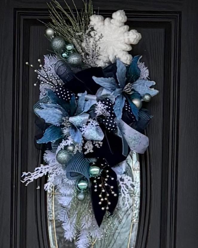 Ice Queen is on display!!! Thank you so much for the buisness!! We love that you love it!! #sold #wreathmakers #ChristmasDecor #IceQueen #christmasvibes