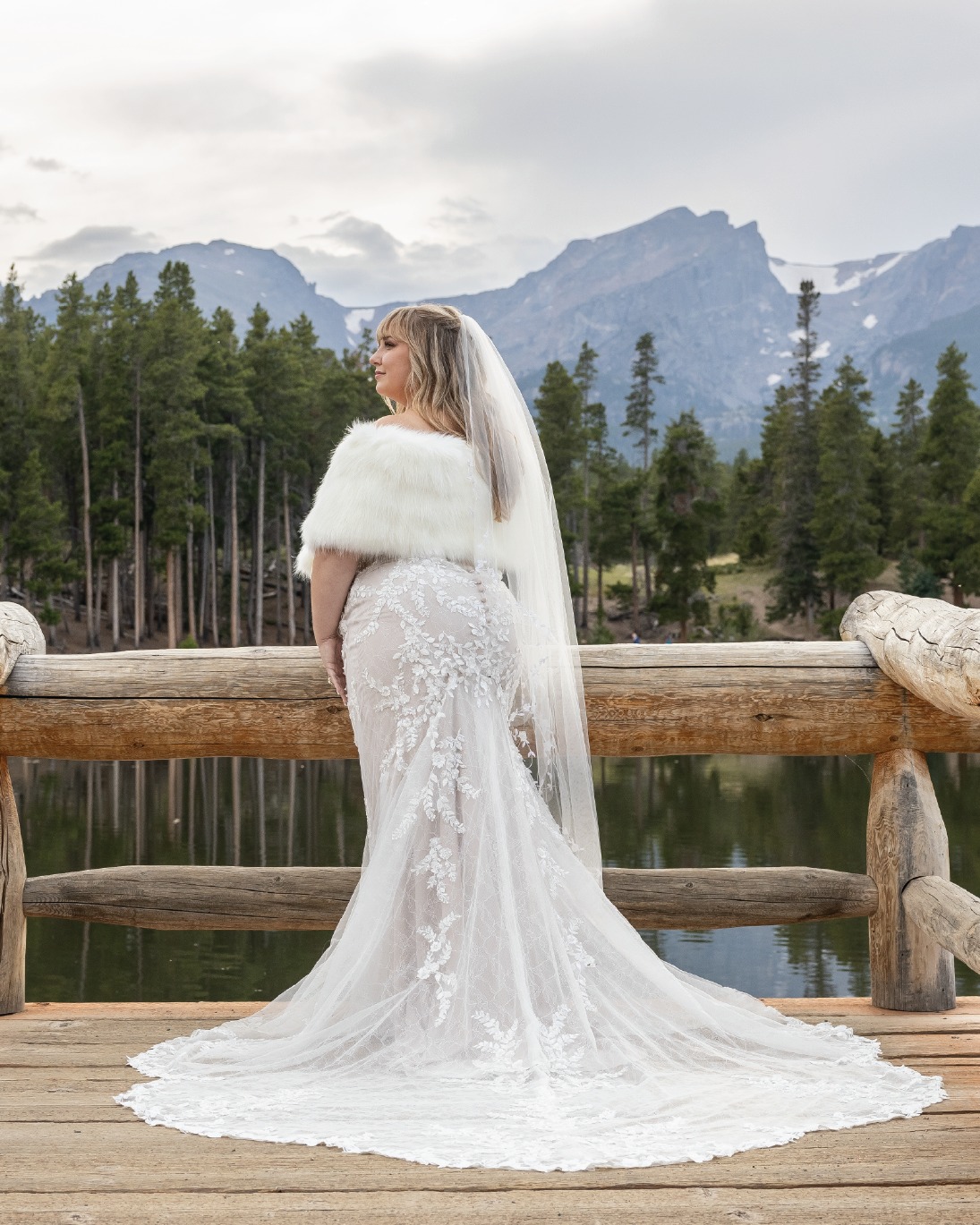 Bridals that deserve their moment 😍
Bridal Photographer | Texas Wedding Photographer | Colorado Wedding Photographer | Micro Wedding | West Texas Photographer
#ashleyadamsmedia #coloradoelopement #westtexasphotographer #coloradophotographer