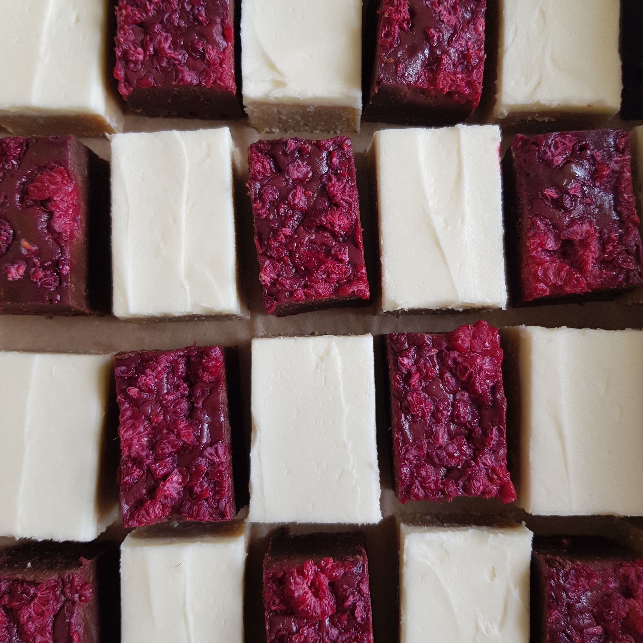 Want delicious dessert without turning on the oven? Maree Bakes Christmas dessert boxes will have you and your family and friends in dessert heaven without any of the stress! Filled with delicious rich chocolate brownie and lemon slice these boxes are perfect to serve alongside some ice-cream and fruit and have a dessert spread everyone will be raving about without having to lift a finger. Available in regular dessert size portions (12 serves) or cocktail portions (24 serves). Order now for Christmas day!
