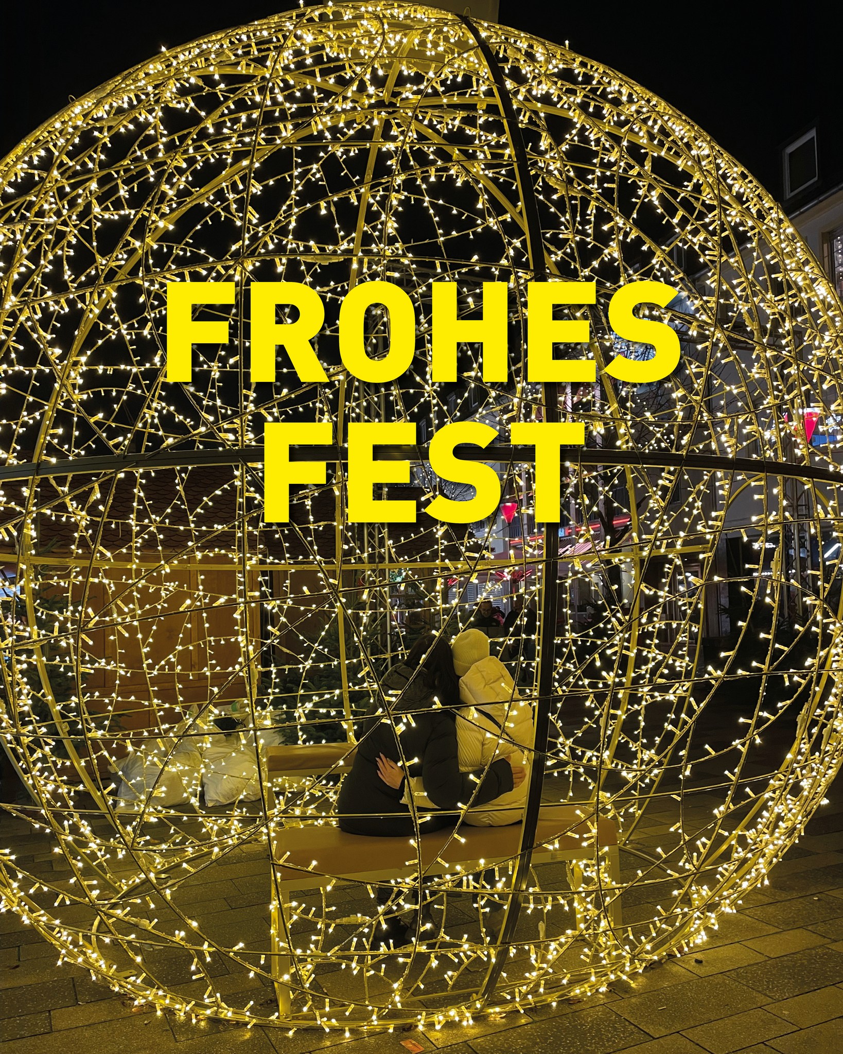 Frohe Weihnachten aus der Innenstadt Düren! 🎄🎅✨
Wir wünschen Euch und Euren Liebsten ein wundervolles Weihnachtsfest und erholsame Feiertage.
Vielen Dank für ein Jahr voller Begegnungen, gemeinsamer Aktionen und Unterstützung für unsere Dürener Innenstadt. Auch 2026 freuen wir uns darauf, gemeinsam mit Euch die City lebendig, vielfältig und attraktiv zu gestalten. 🤍
Euer Team der CityMa Düren