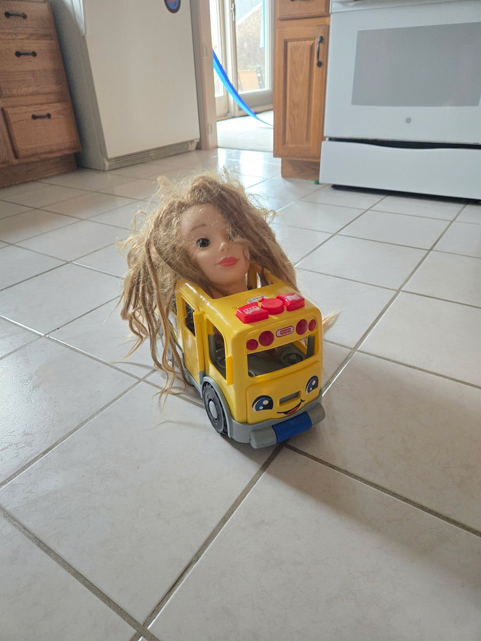 She had places to go. Apparently.
#AdventuresofBaby #buslifestyle #notatallcreepy