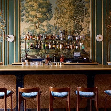 Envie de un moment de raffinement, où l'on peut se laisser aller à des plaisirs raffinés et délicieux ? Un instant pour se ressourcer, se détendre et savourer la vie dans tous ses détails ?