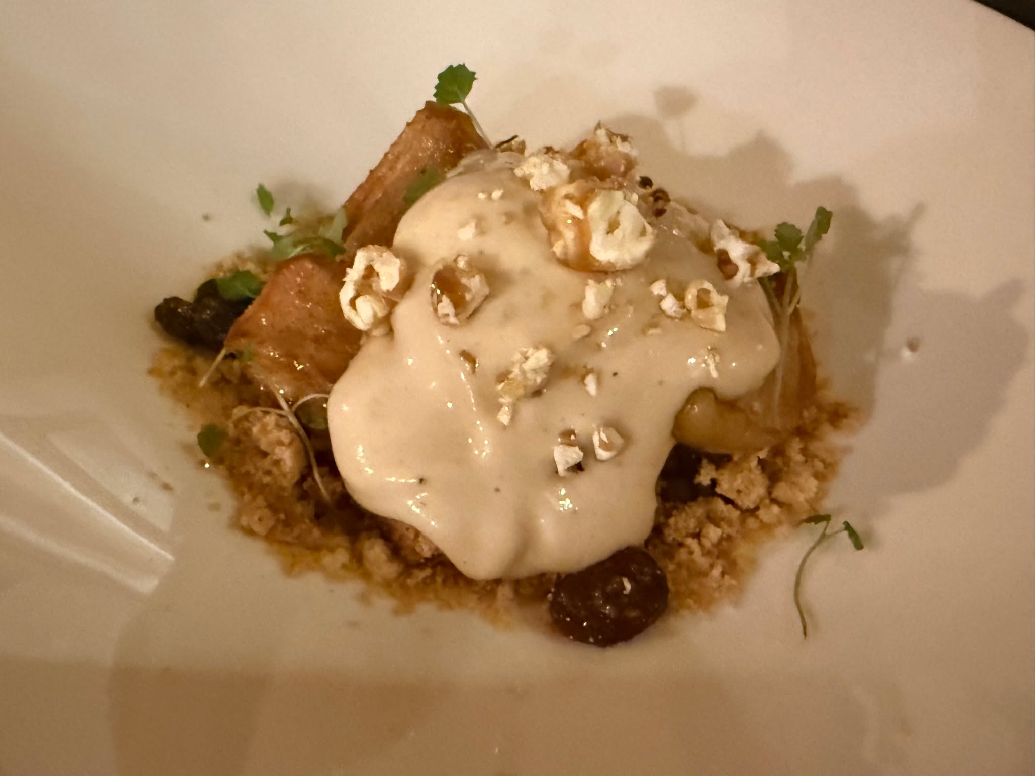 I had the opportunity to cook one of our new desserts recently and it had fantastic feedback. It has a wonderful Christmas, wintery feel to it.
Cinamon roast apples, shortbread, rum soaked raisins, toffee popcorn ice cream and warm chestnut e'spuma
#privatechef #buffet #bowlfood #finedining #bespoke #passion #oxfordshire #caterer #wedding #local #reading #luxury #seasonalproduce #henley #icecream #desserts