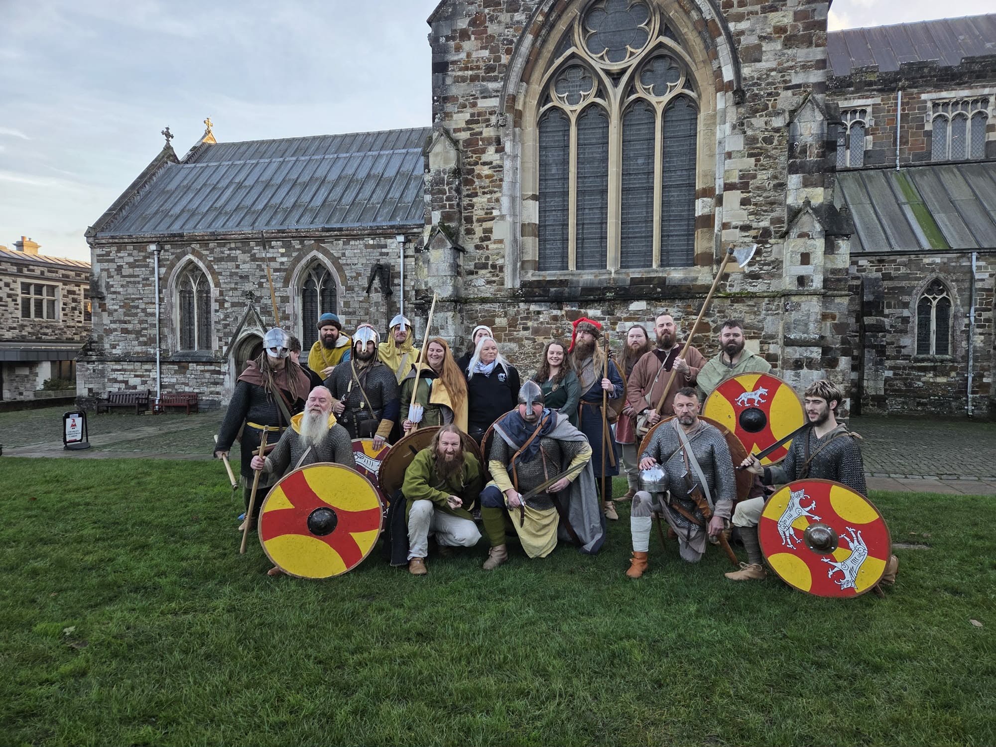 We had a fantastic Saturday afternoon at the annual Wimborne Save the Children Christmas Parade 🎄
Did you manage to grab one of our stickers?
A huge thank you to everyone who came out to support such a wonderful cause, it was a pleasure to be part of it ❤️
#christmasparade #christmas #vikingchristmas @savechildrenuk #wimborne #vikingsofdorset #vikingsofpoole #ulfhedinn #vikingtraditions #dorsetvikings #wimbornevikings
