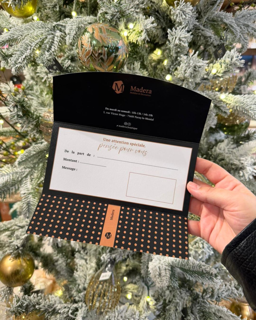 🎁 Et si vous offriez la liberté de choisir ?
Nos nouveaux chèques cadeaux Madera sont disponibles en boutique pour faire plaisir à coup sûr pendant les fêtes ✨