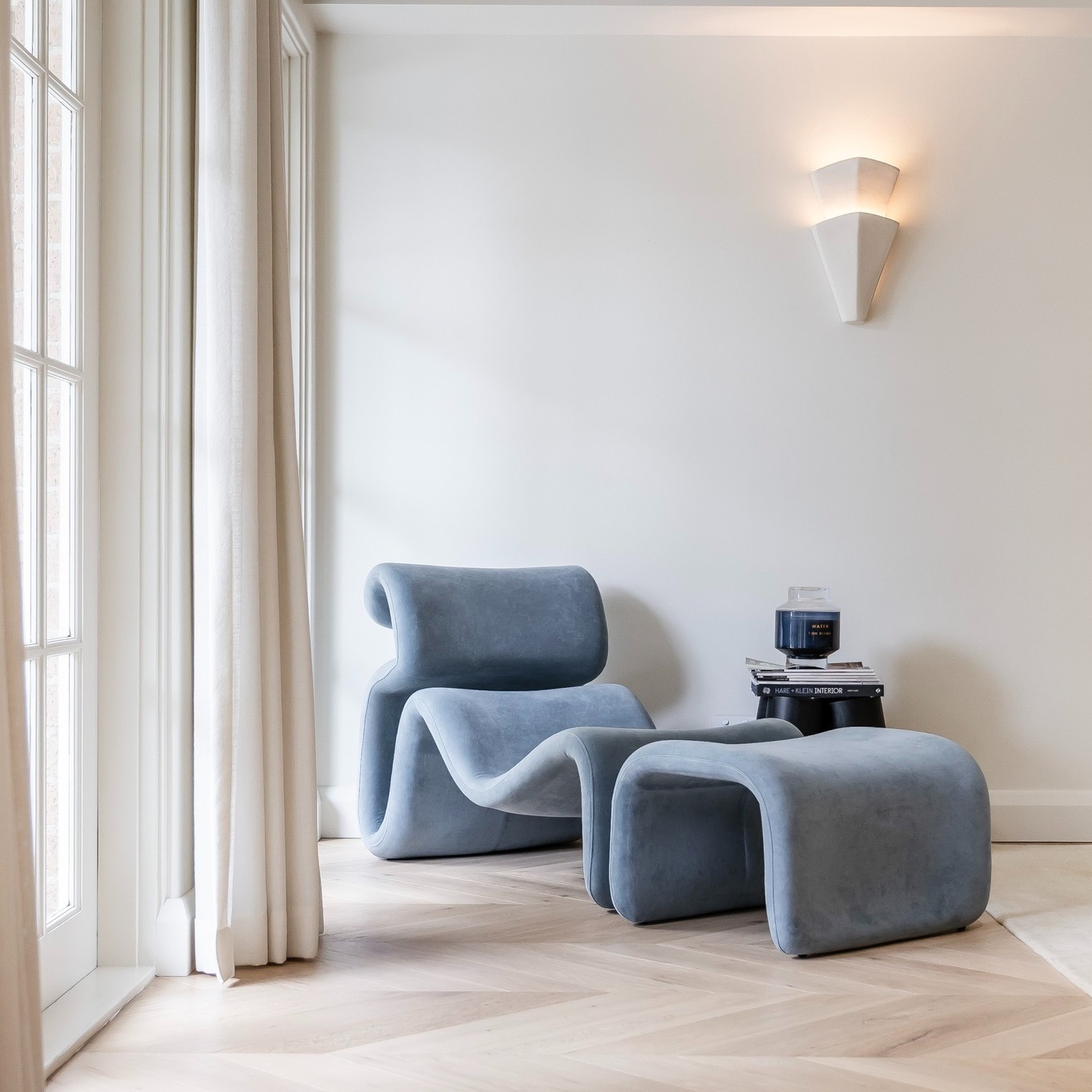 INTRODUCING KIRRIBILLI TERRACE
Designed with care and layered through intention, this home was realised with precision at every scale. Each element was a deliberate choice and each room, a quiet exchange between material, function, and feeling.
We are proud of this project and deeply appreciative of the dedication behind it. Most of all, we are grateful to the clients who entrusted us with bringing the vision to life.
Build: @crea8iveconstruction
Interior Design: @theescapistco
#ProjectReveal #NewProject #InteriorDesignProject #DesignJourney #SpaceTransformation #DesignStory #LuxuryHomeDesign