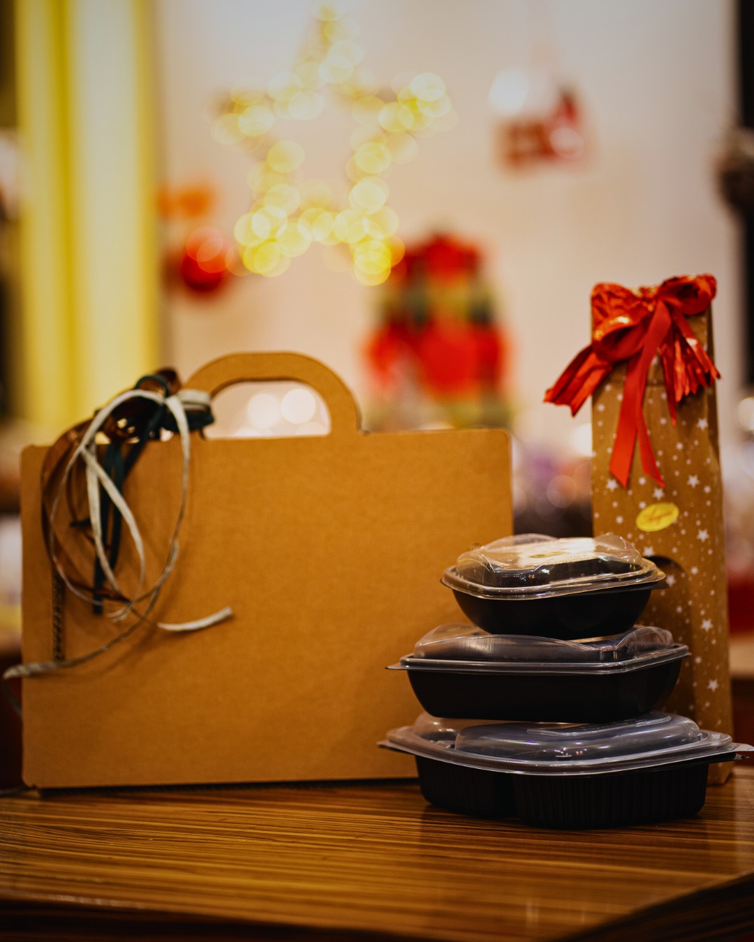 🌟 Menù d'Asporto Natale 2025 & Santo Stefano 🌟
Natale e Santo Stefano si avvicinano! Scopri le nostre proposte, dillo ad amici & parenti: a Natale pensiamo noi alla tua tavola!
⏰ Attenzione! Le prenotazioni si chiudono Sabato 20 Dicembre.
📞 031745687
#degustibus #degustibuscafe #asportonatale2025
#lanostracucina #casatua