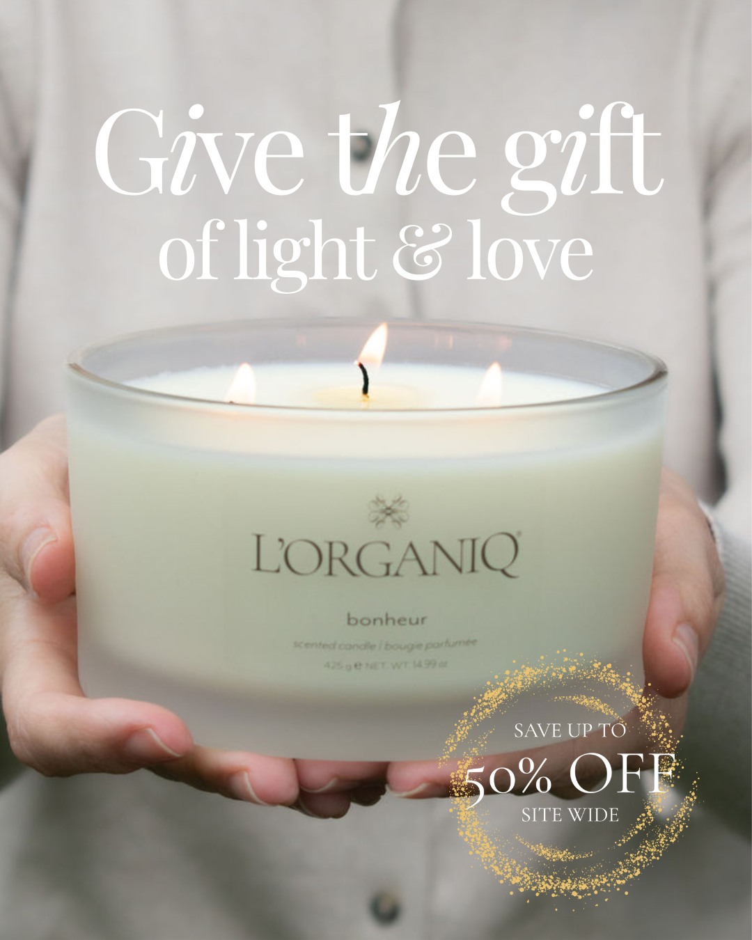 Give the gift of light & love with our Bonheur 3-wick candle ✨
Made from 100% natural soy wax with no paraffin or additives, this beautiful candle is hand poured into a unique hand-blown frosted glass, with pure cotton and paper braid wicks that are lead and zinc free for a clean, long lasting burn up to 50 hours.
Topped with a wooden lid to protect from dust and maintain the blissful natural essential oil blend of orange, bergamot, aniseed and cypress alongside ylang ylang and tagette with base notes of cedarwood and patchouli, its oil infusion will fill any room.
Each candle comes with 2 of our branded match boxes, each containing 30 turquoise tip long woodstick safety matches.
Get up to 50% off site wide, plus FREE shipping on orders £30+
#soywaxcandlegifts #scentedcandles #candlegifts #naturalcandles #essentialoils