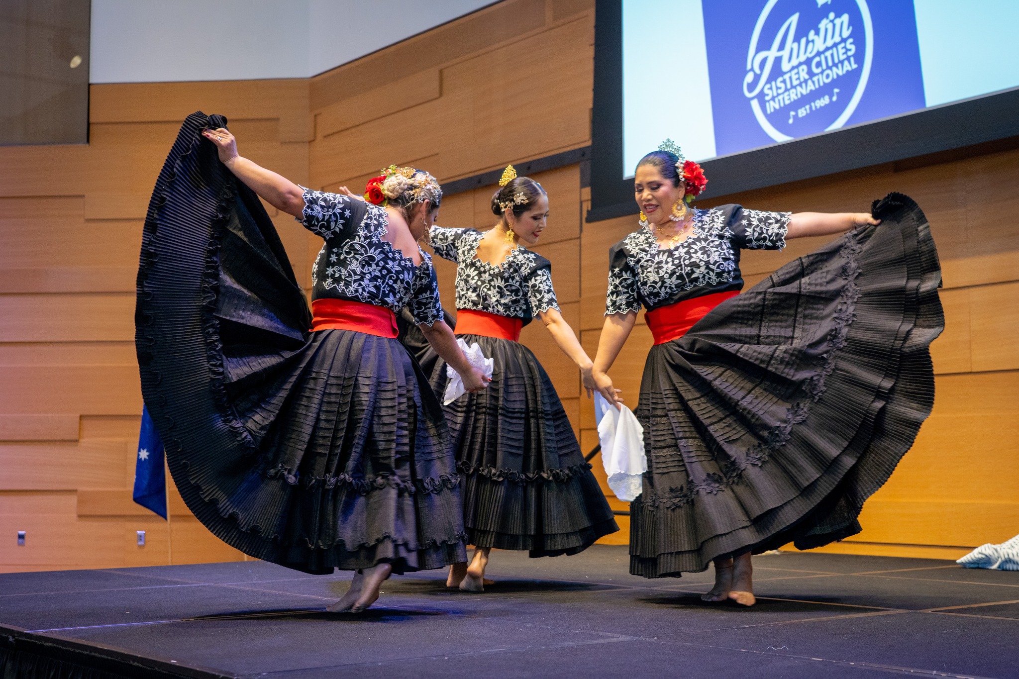 Such an amazing showcase at Austin Sister Cities latest event! #austineventphotographer #austinevents #austineventphotography
