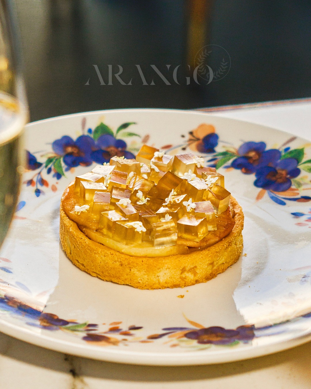 Los postres de Arango están llenos de delicados sabores y técnicas precisas.
Descubre tu favorito en Arango.
#RestaurantesCDMX #PlanEnLaCiudad #ArangoCDMX #AltaCocinaMexicana #RooftopCDMX