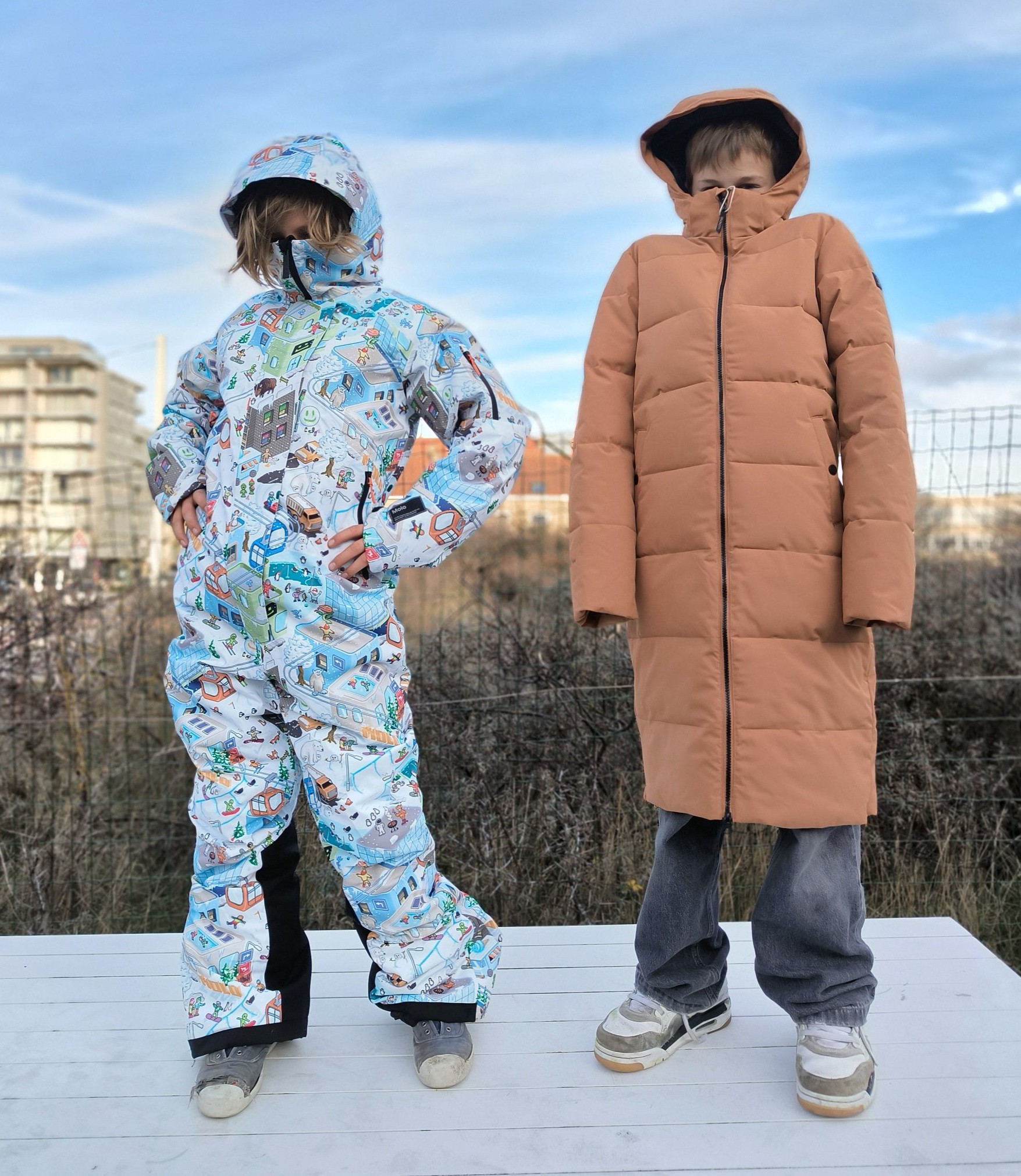 Molo Hux snowsuit 239€ & Brunotti jkt promo 69€ Fly High Sports