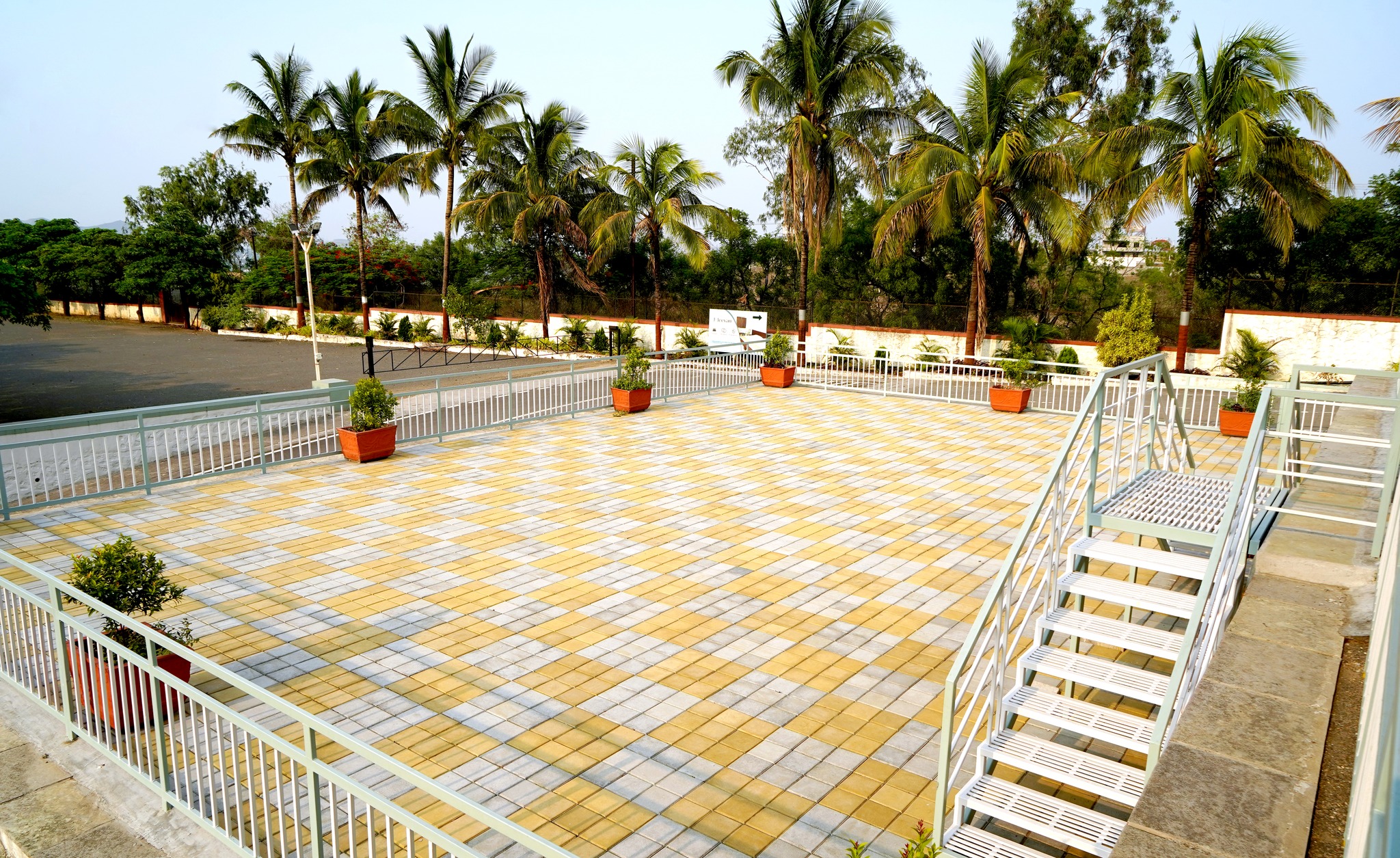 Open spaces, fresh air, and freedom to celebrate 🌿🎉
At Hotel Jeevan, our Party Lawn is perfect for small functions, get-togethers, and joyful celebrations under the open sky ✨🌤️
Come, sit, relax, and soak in nature with your loved ones 💚
Just 60 km from Pune, it’s an ideal getaway for family outings, friends’ trips, birthdays, and intimate functions 🎂👨👩👧👦
📞 Connect via link in caption or phone in bio.
#HotelJeevan #PartyLawn #OpenSpaceCelebration
#FamilyGetTogether #BirthdayPartyVenue
#WeekendGetawayFromPune #NatureCelebrations
#FriendsOuting #MancharEvents #RelaxAndCelebrate
(open space party lawn, small function venue near Pune, family get together venue, birthday party lawn Manchar, open lawn celebrations, nature celebration venue, weekend getaway near Pune, friends outing place, family outing destination, peaceful celebration space, hilltop party lawn, Hotel Jeevan Manchar, celebration venue Maharashtra, relaxed event space, get together lawn near Pune)