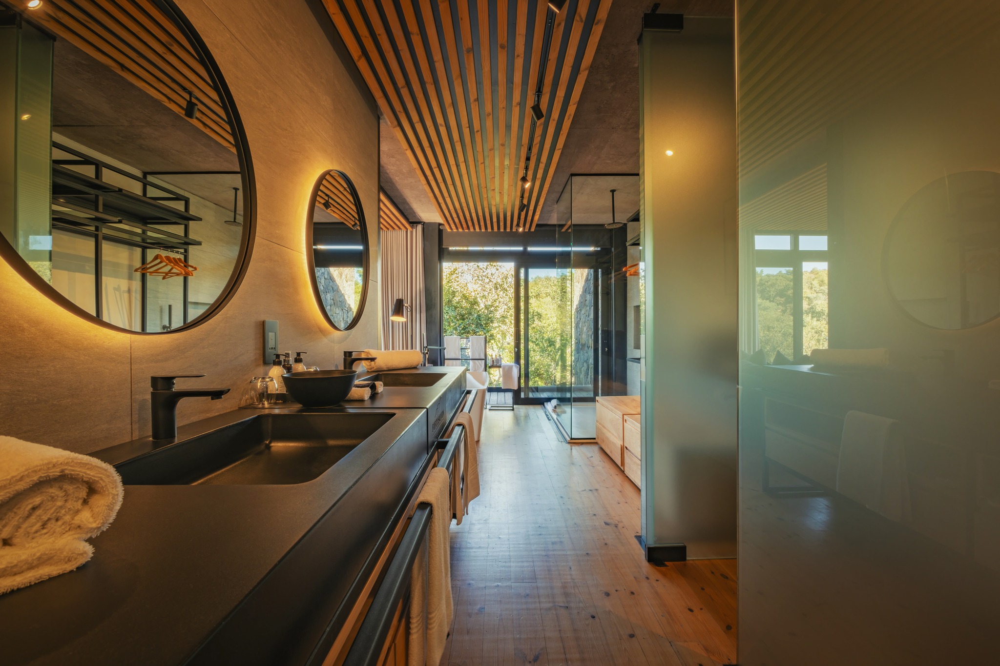 A quiet kind of indulgence in our Honeymoon Suite - warm light, thoughtful design, and space to slow down together.
#57Waterberg #HoneymoonSuite #SafariRomance #JustUs