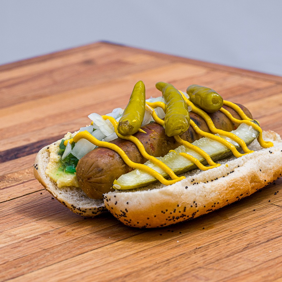 Who's starving? When in Moab, ditch the hangry vibes and roll into the Food Truck Park just off the main drag. Moab Street Dogs is the snack attack solution! 🍔👌
.
.
#moab #moabutah #marketing #foodphotography #waffle #belgianwaffle #gourmethotdogs #foodtruck #foodtruckinmoab #moabfoodtruckpark