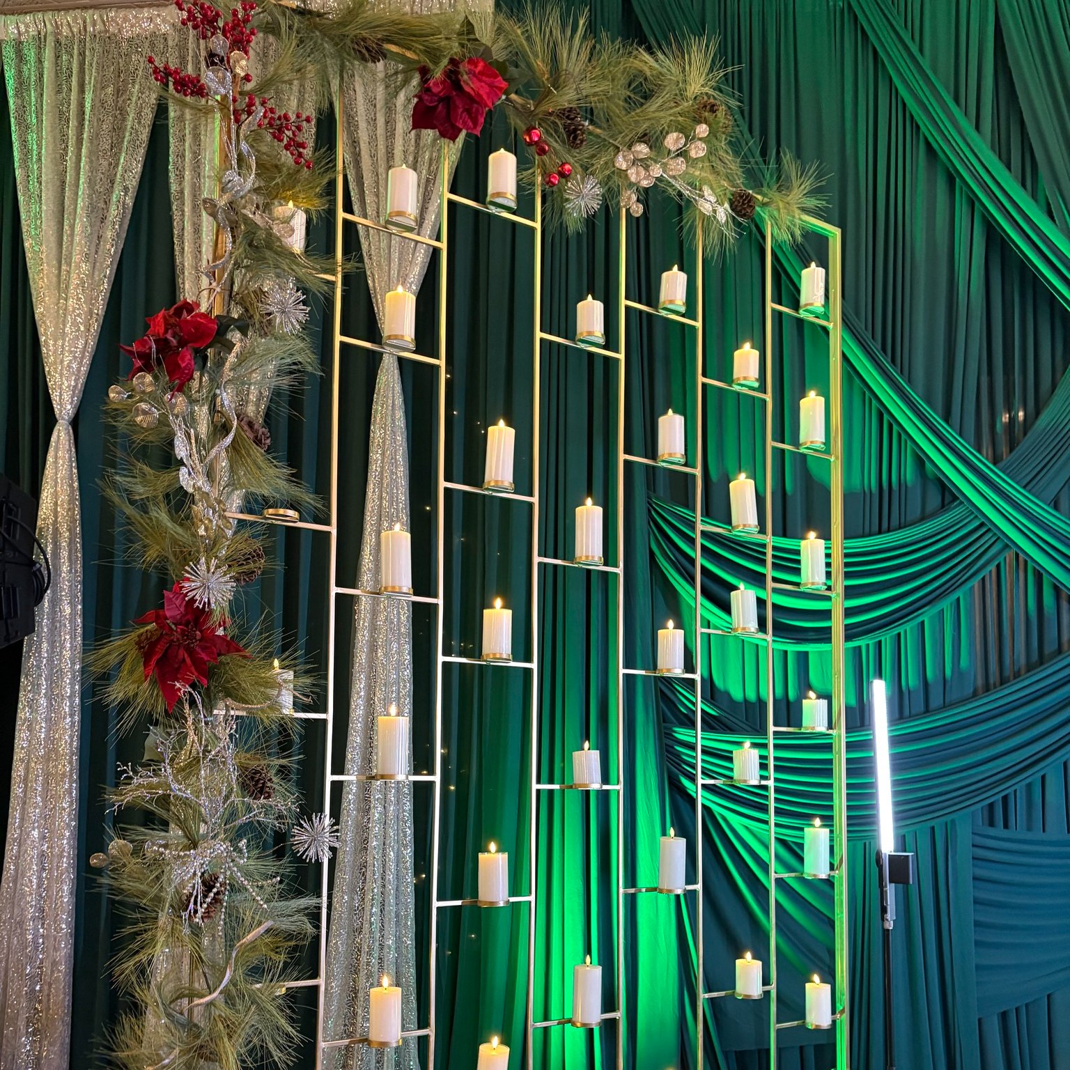 Celebrating love in the heart of the season! 💚❤️
From rich greenery to warm candlelight and pops of red, we loved designing the floral and decor details that made this winter wedding truly magical.
@cotillion_banquets