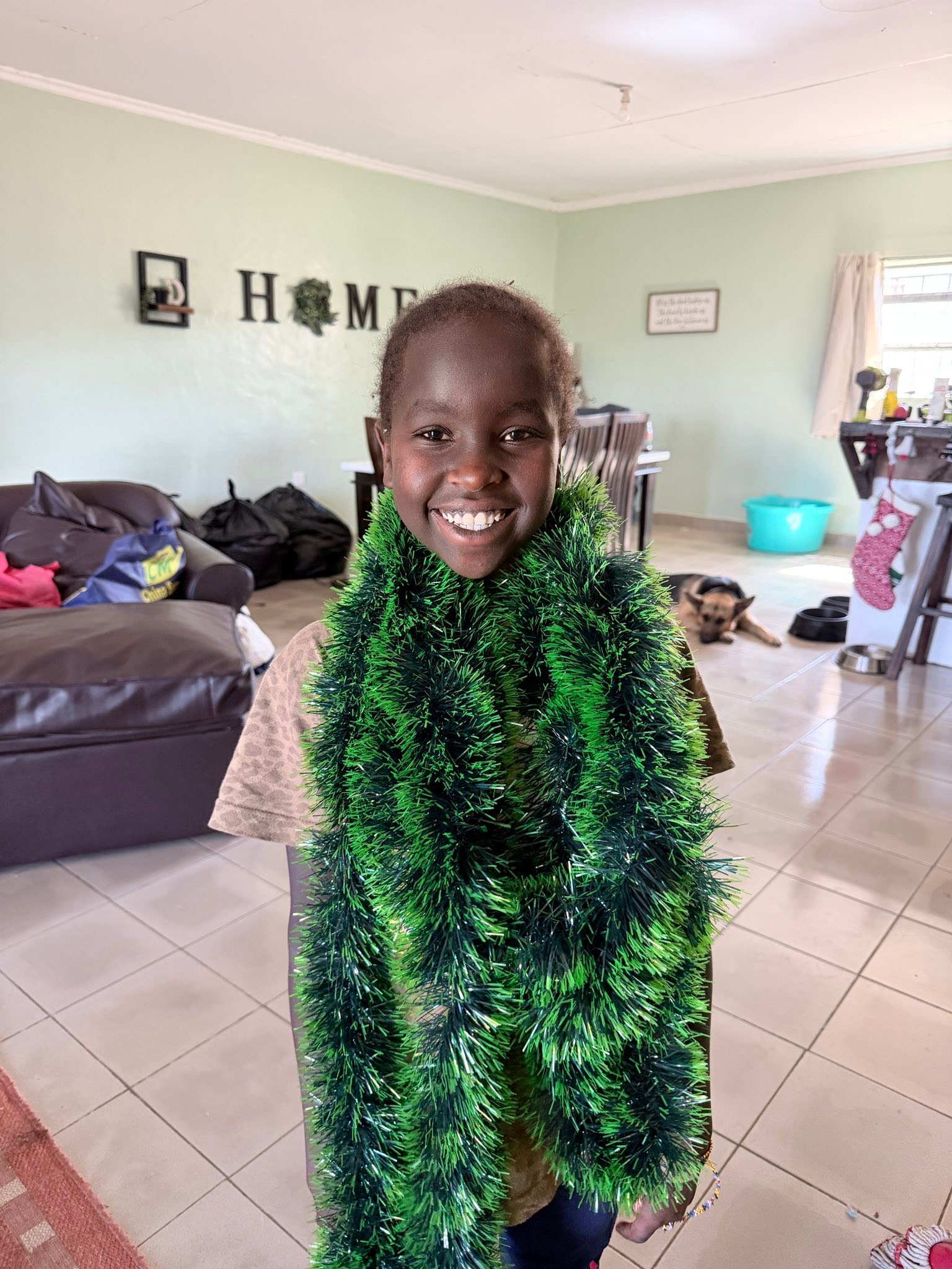 We finally got our little whoville tree and decorations up 😅 and I finished wrapping gifts 👏🏼
Tomorrow, we will have our first Christmas outreach!