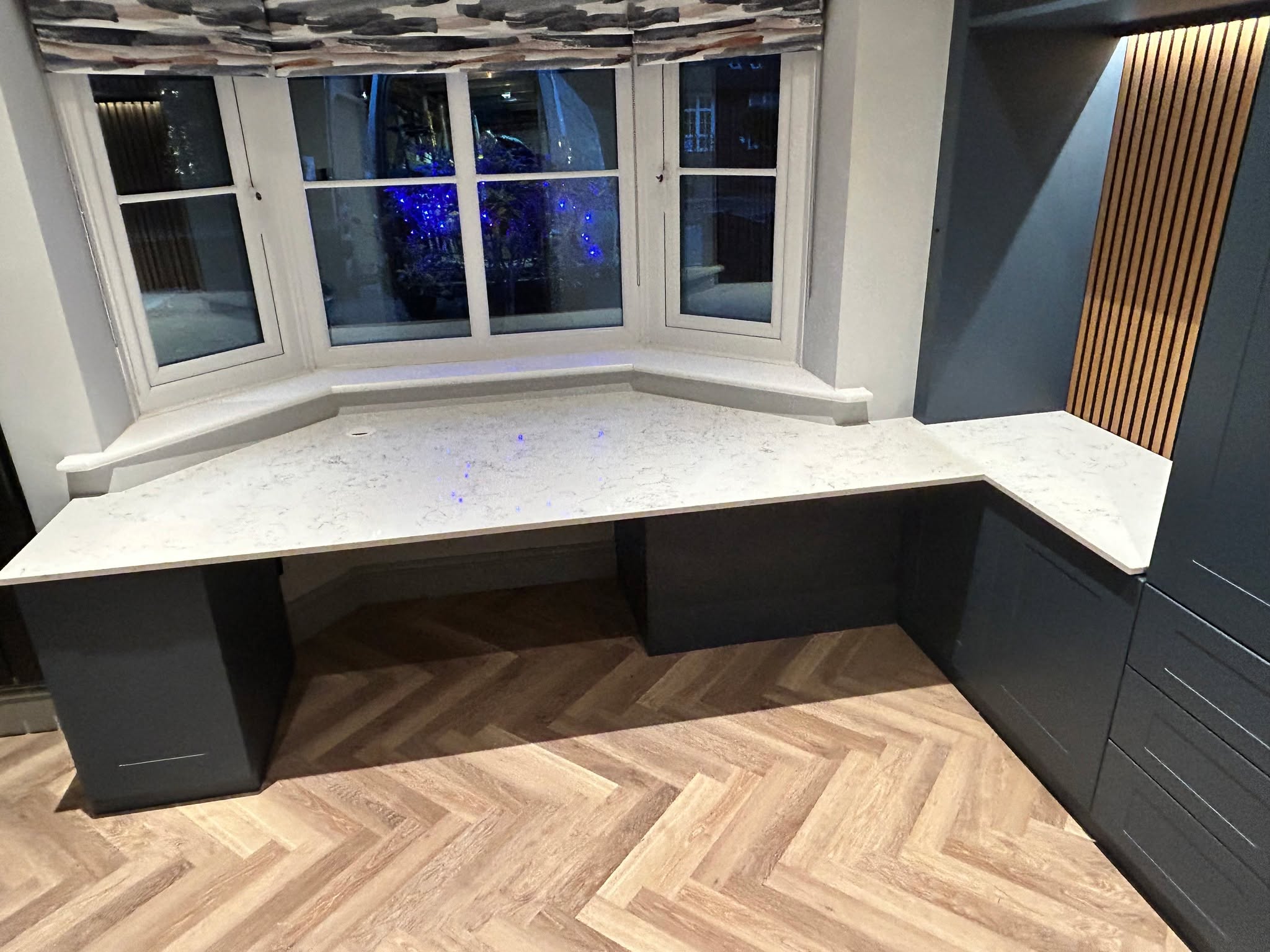 Home desk top in Carrara 20mm quartz fitted in Poynton #worktopscheshire #homeimprovement #quartzworktop #officespacedesign #notjustkitchens