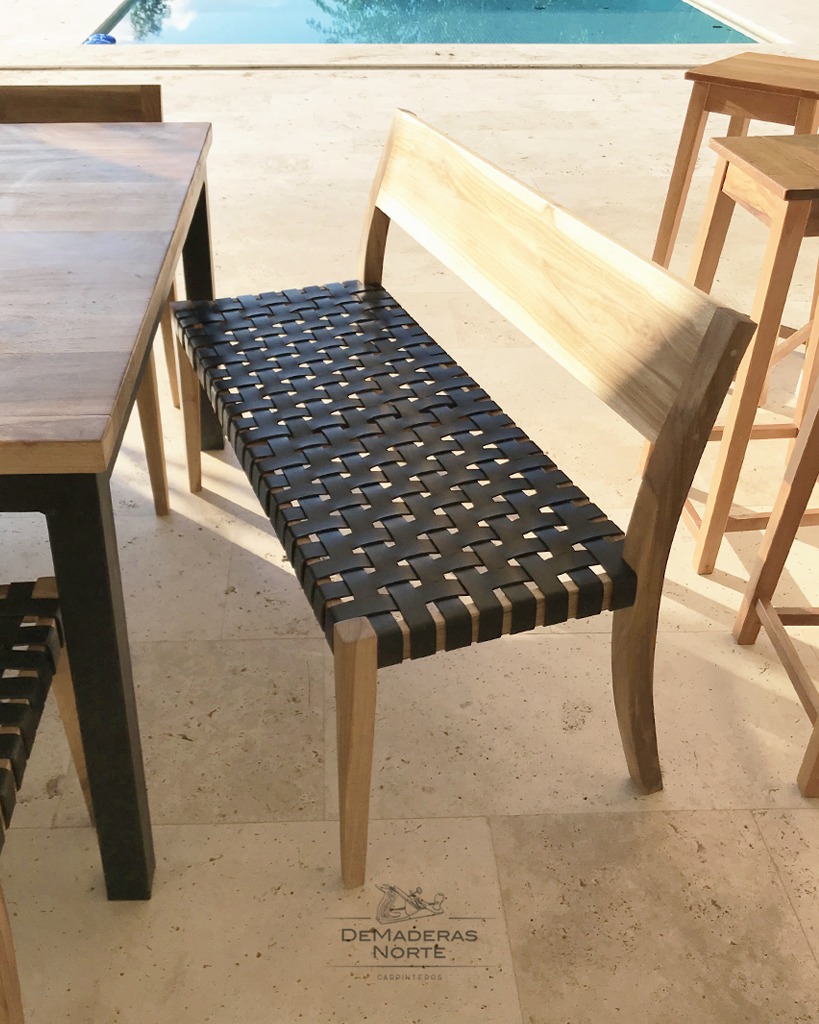 Nuestro banco Pato con cuero es ideal para acomodar invitados a la mesa en quinchos o galerías.
Lo realizamos en madera maciza de petiribi en las medidas que mejor se adapten a tu espacio y con el color de cuero que más te guste.
Aprovechá un 𝟯𝟬% 𝙊𝙁𝙁 en pagos al contado y encargalo ahora!
#⃣𝐈𝐧𝐖𝐨𝐨𝐝𝐖𝐞𝐓𝐫𝐮𝐬𝐭
#mueblesdemadera #muebles #mueblesdediseño #mueble #carpinteria #mueblesamedida #hechoamano #petiribi #maderamaciza #maderaycuero #mueblesamedida #diseño #decoracion #arquitectura #deco #banquetas #madera #must #DMN #demaderasnorte #InWoodWeTrust