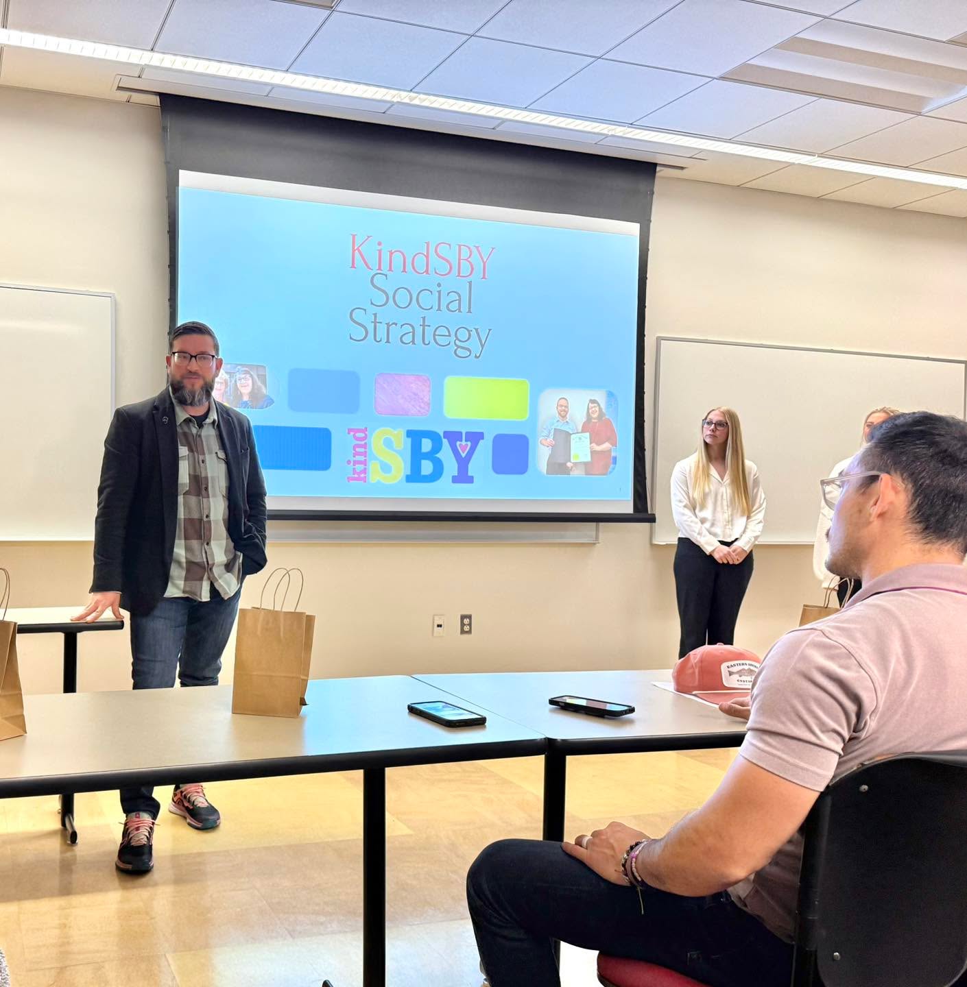 Big things are happening at kindSBY! 🌟
Our Executive Director Heather Brooks partnered with Professor Ryan Weaver's Nonprofit Fundraising and Volunteer Management course at Salisbury University—and these students absolutely delivered.
Three teams. Three projects. One mission: spreading kindness.
📱 Social media toolkit + new logo launch
📣 Kindness clubs coming to Parkside High School & SU + final care kit distribution
💻 A brand new website (launching soon!)
When students, educators, and community organizations come together, incredible things happen. Thank you, Professor Weaver and your amazing teams, for helping us grow our mission! 💙
#kindSBY #SalisburyUniversity #SpreadKindness #CommunityPartnership #NonprofitLife #KindnessMatters #FutureLeaders #SBY