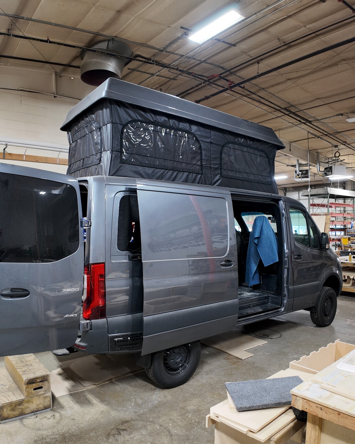 Now that the pop top is installed on this Sprinter, we are starting in on the interior.
#coloradocampervan #poptop
#vanconversions #vanbuilders #vanfam #vanlife