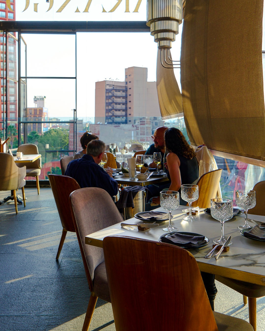 Disfrutar, conversar, saborear… así se vive Arango.
Reserva en arangorestaurante.com📍Av. de la República 157, Piso 7
#RestaurantesCDMX #PlanEnLaCiudad #ArangoCDMX #AltaCocinaMexicana #RooftopCDMX