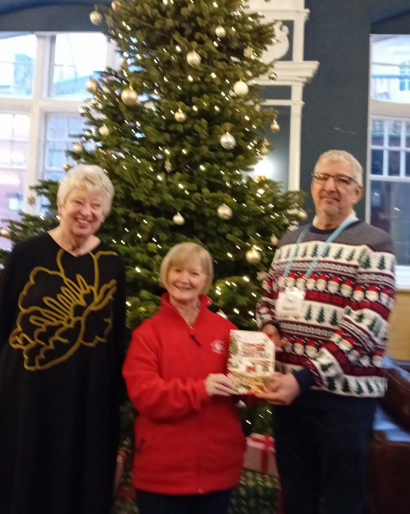 Thank you to Morriston Ladies Choir for a lovely Christmas card and a donation of ยฃ110!
Merry Christmas from all of us in MNDA South West Wales ๐๐
๐ผโ๏ธ