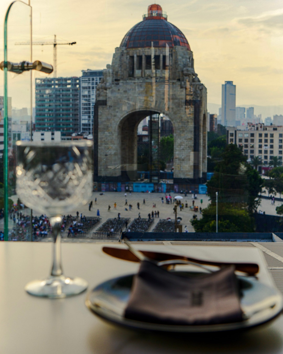 Una mesa preparada para una tarde inolvidable.
Vívelo en Arango. Reserva en www.arangorestaurante.com
#RestaurantesCDMX #PlanEnLaCiudad #ArangoCDMX #AltaCocinaMexicana #RooftopCDMX