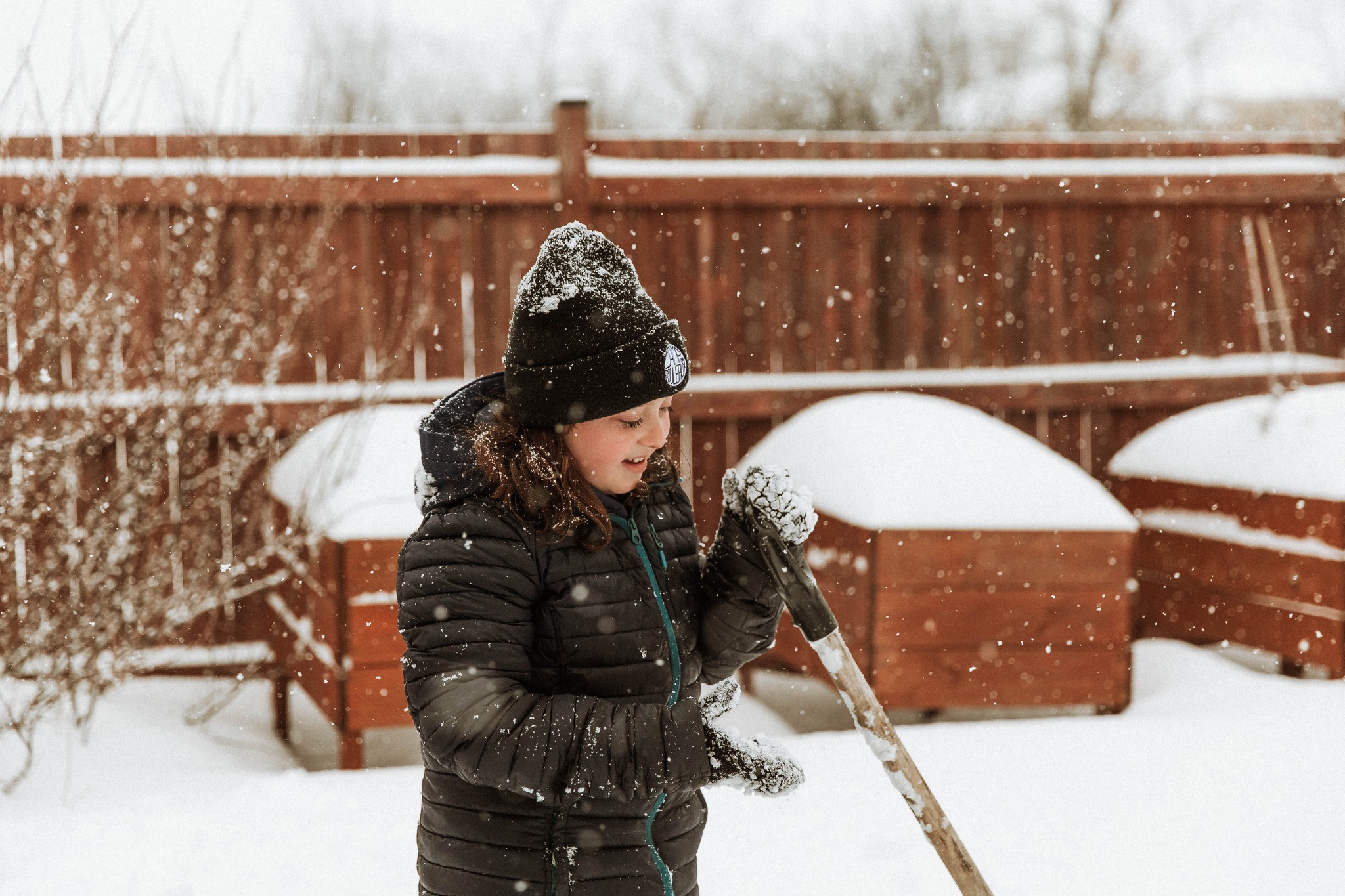 QUEL DIEU ADMIRABLE!
« L’infini est devenu fini, l’éternel et le supratemporel sont entrés dans le temps et se sont soumis à ses conditions, l
