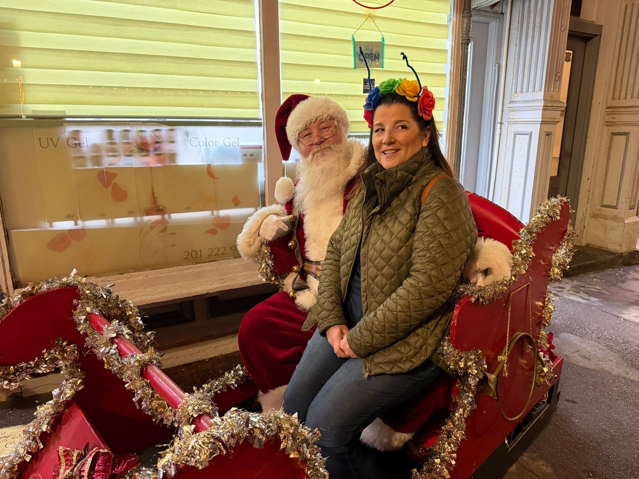 Ho ho honey. Last night at Luna Rosa Home before Christmas!