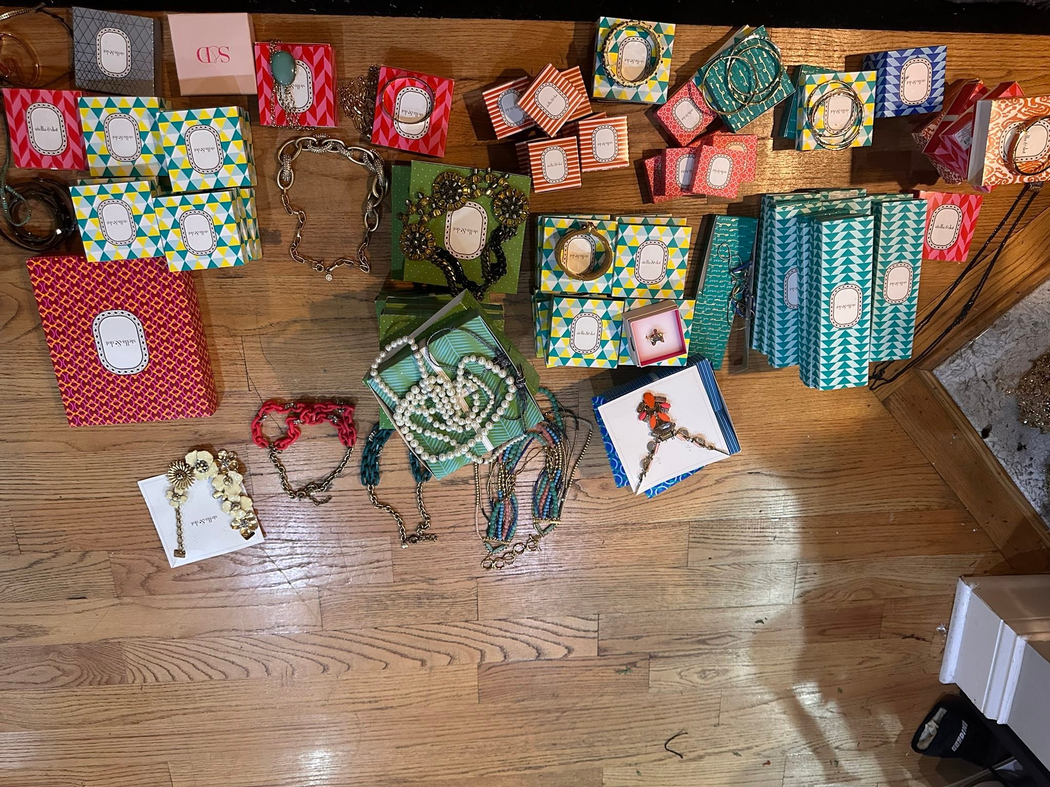 ✨ Look what just came in at Fia’s! ✨
Fresh, fabulous statement pieces from Stella & Dot have arrived—and they are everything.
Think gorgeous earrings, jaw-dropping necklaces, sparkly rings, and more—perfect for elevating your holiday looks or gifting something truly special 🎁✨
🛍️ Shop Stella & Dot this week at Fia’s
📅 Tuesday: 12–7
📅 Wednesday: 12–7
Snag a piece for yourself (because you deserve it 💖) or check a holiday gift off your list in style. Don’t wait—these statement pieces won’t last! 💫