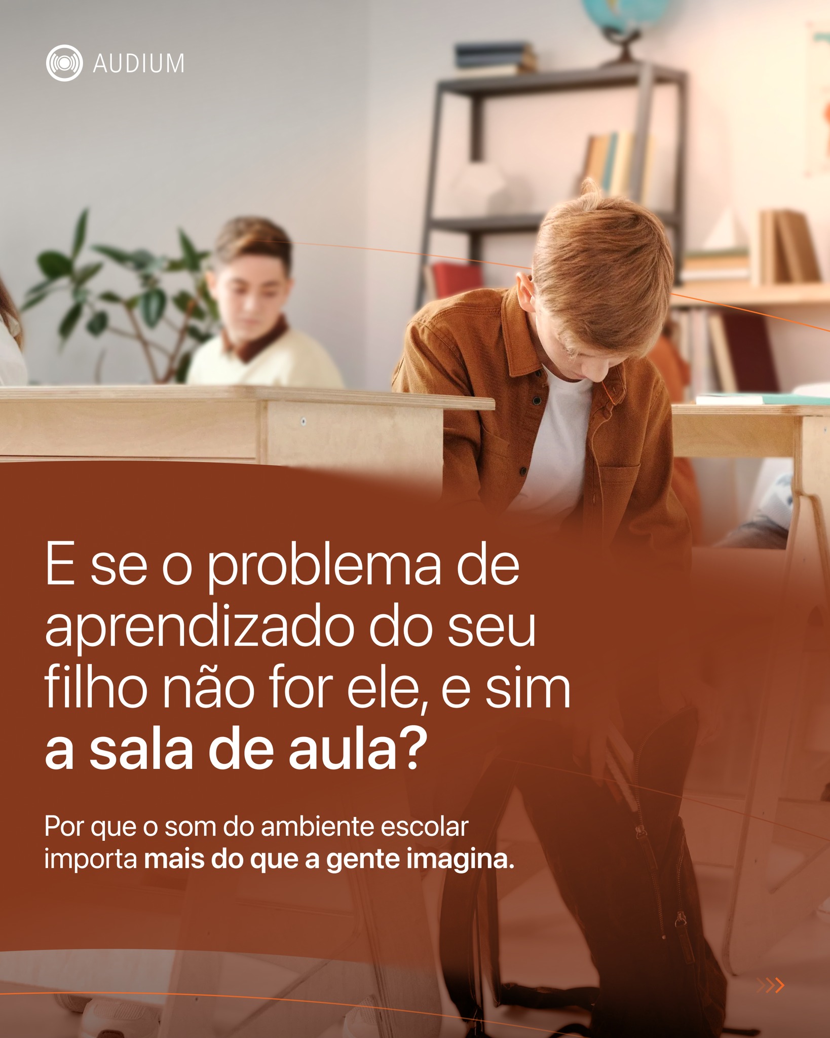 A sala de aula do futuro é silenciosa? Investir em acústica escolar não é luxo, é necessidade.
Vamos chamar as coisas pelo nome, negligência acústica. Construir escolas sem pensar no som é falha.