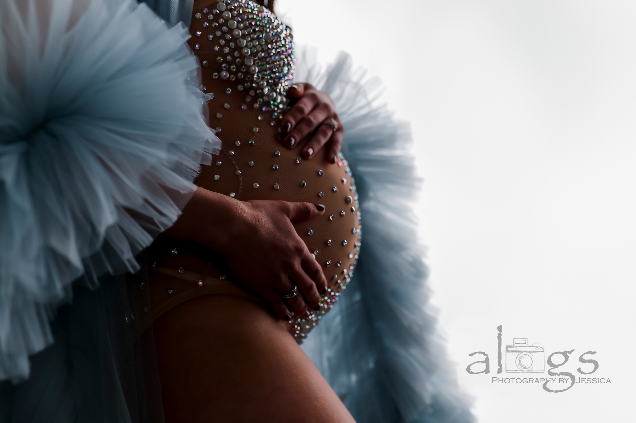 Maternity gowns ✔
Flattering posing ✔
Dramatic lighting✔
Women empowerment✔
Amazing experience thru & thru✔
Invite me into this grand moment and I will make sure to capture that maternity glow forever!
Now booking well into 2026 and already have limited availability January-March! Schedule now:
www.alogsphotography.com
#pregnant #maternityphotos #maternityphotoshoot #expecting #babybump #maternityandnewbornphotography #maternityphotographer #newbornphotographer #chicagophotographer #napervilleilphotographer #napervillemoms #oswegoilphotographer #montgomeryilbabyphotographer #aurorailmaternityphotographer