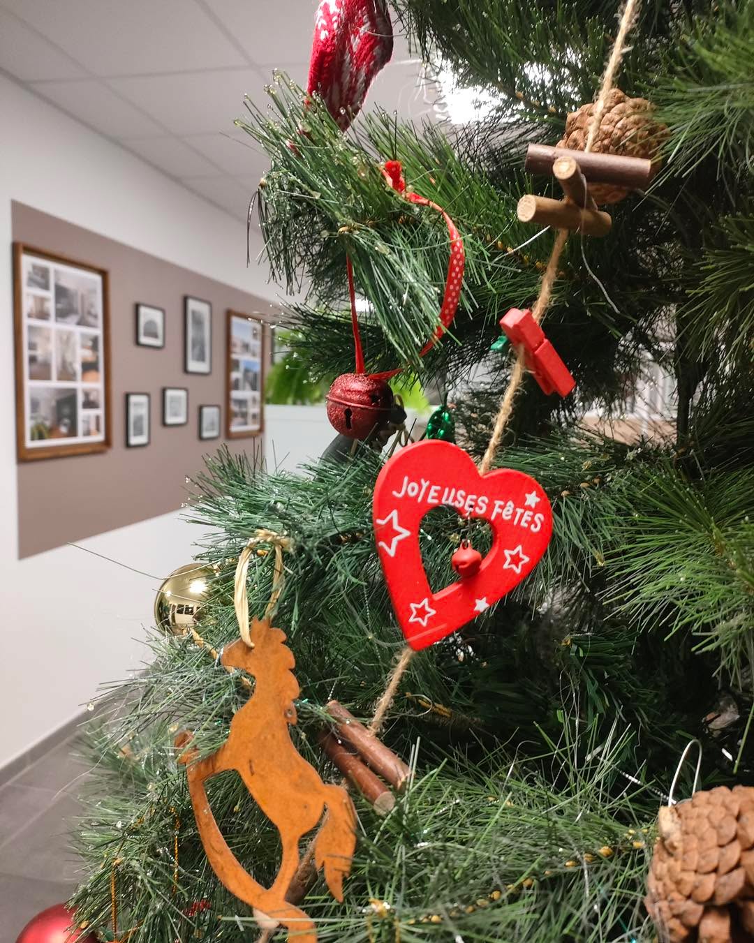 🎄✨ Joyeux Noël ✨🎄
Toute l’agence vous souhaite un joyeux Noël et de bonnes fêtes de fin d’année ! 🎁🤍
#joyeuxnoel #noel #agencearchitecture #architecte #architecture #espritdenoel #fetesdefindannee #noël