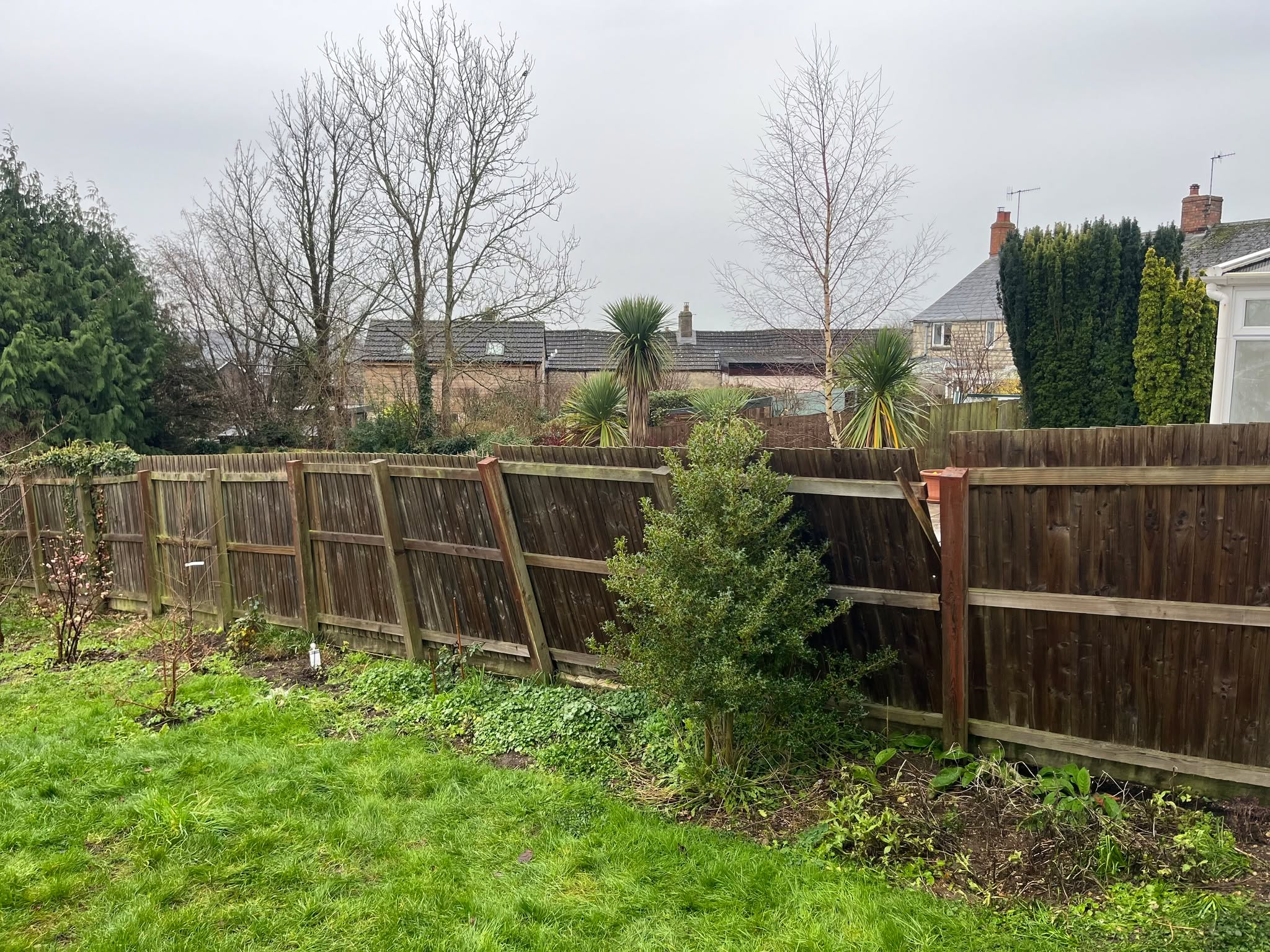 🪵 2026 IS OFF AND RUNNING – COMPLETE FENCING MAKEOVER! 🪵
We’re kicking things off strong in 2026 with a full fencing transformation completed by the Four Seasons Maintenance team! 💪
The before photos show just how run-down the old fencing was years of wear, tear, and weather damage had taken its toll. So we stripped it back and overhauled the fencing from the ground up, installing a brand-new, solid fence built to last.
📸 Take a look through the photos to see the full transformation the difference is night and day!
Another job completed with care, precision, and pride and another happy customer ready to enjoy their refreshed outdoor space.
📲 Thinking about upgrading your fencing in 2026?
Get in touch today for your FREE quote:
📞 07952 963169
📧 info@fourseasonsmaintenance.co.uk
🌐 www.fourseasonsmaintenance.co.uk
#FourSeasonsMaintenance #FencingMakeover #BeforeAndAfter #FenceReplacement #GardenUpgrade #OutdoorTransformation #BuiltToLast #SupportLocal #LandscapingExperts #2026Projects