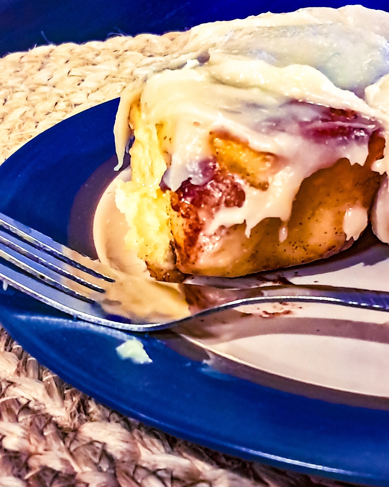 Good morning, loves ✨
I hope today has found you peaceful and healthy.
Today’s tarot will be this evening and focusing on spreads meant to be helpful during the holidays. It’s Christmas Eve, and I’m spending the early hours with family.
Thank you for your patience — we’ll check in together shortly 🤍
(Pic of my husband's favorite homemade cinnamon rolls I made this morning for tax. 😋 🍽 )