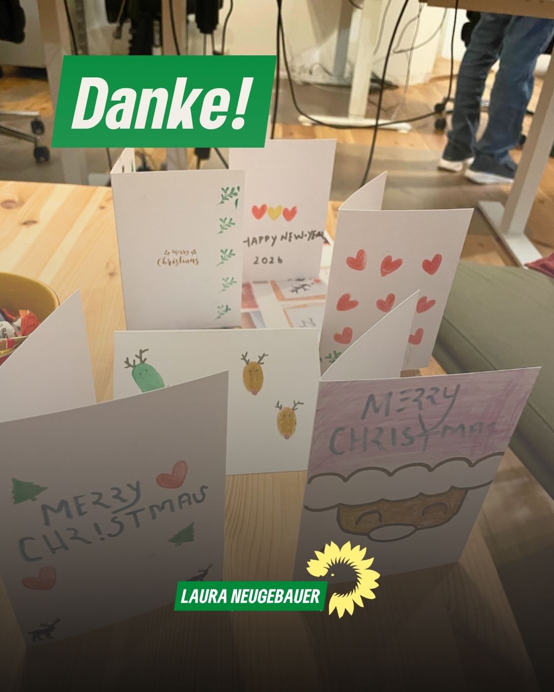 Ein herzliches Dankeschön an alle, die Anfang des Monats bei unserer Aktion zum Lebendigen Adventskalender dabei waren. Gemeinsam haben wir Grußkarten gestaltet und in angenehmer Atmosphäre viele Gespräche geführt.🙂
#Wedding #Mitte #lebendigeradventskalender #vorOrt #imkiez