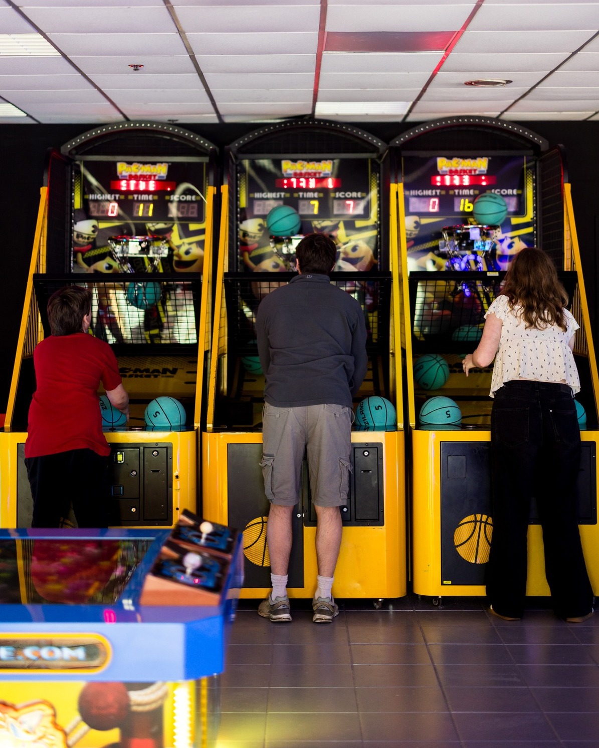 It's your final two days before we go back to our term time hours! 🎄
Grab your friends and family, and come on down to High Score for some friendly (or not so friendly🫣) competition!
#highscore #highscorearcades #arcadegames #arcade #arcadegame #thingstodo #daysoutwithkids #gamer #retrogamer #sega #familydayout #retrogaming #familyfun #dayoutideas