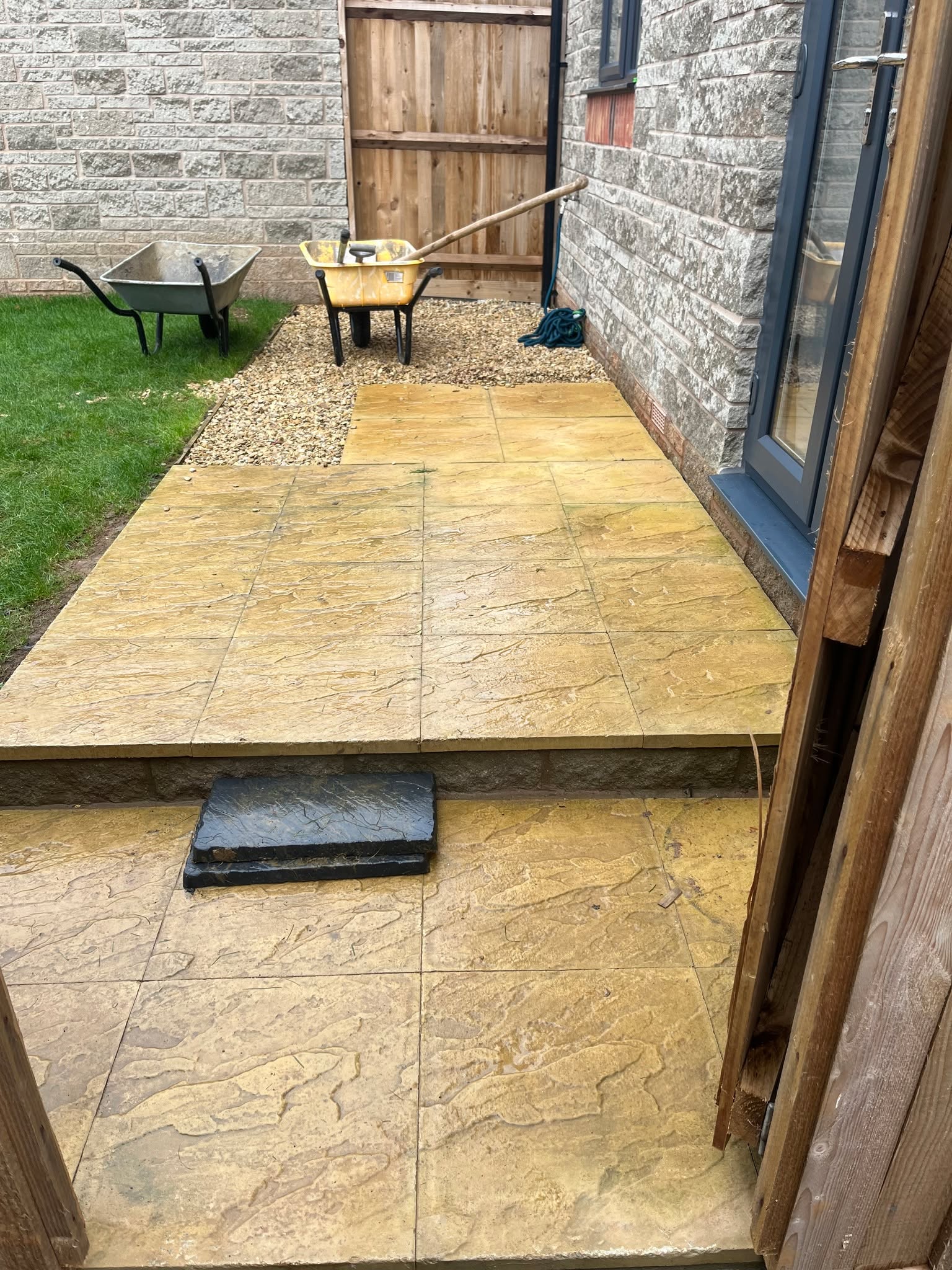 BACK GARDEN LANDSCAPE TRANSFORMATION – WHAT A DIFFERENCE! ✨🌿
The Four Seasons Maintenance team has just completed a stunning back garden makeover, and the results are truly spectacular! 🙌
We removed the old, tired tiles and fully replaced them, giving the space a clean and modern finish. To complete the transformation, we also laid fresh new turf, instantly bringing life, colour, and comfort back into the garden. 🌱
📸 Swipe through the photos to see the incredible before and after the change is night and day
If your garden is crying out for a refresh, we’re here to help.
📲 Get in touch today for your FREE quote:
📞 07952 963169
📧 info@fourseasonsmaintenance.co.uk
🌐 www.fourseasonsmaintenance.co.uk
#FourSeasonsMaintenance #GardenTransformation #LandscapingExperts #BeforeAndAfter #FreshTurf #PatioReplacement #BackGarden #OutdoorLiving #HomeImprovement #SupportLocal