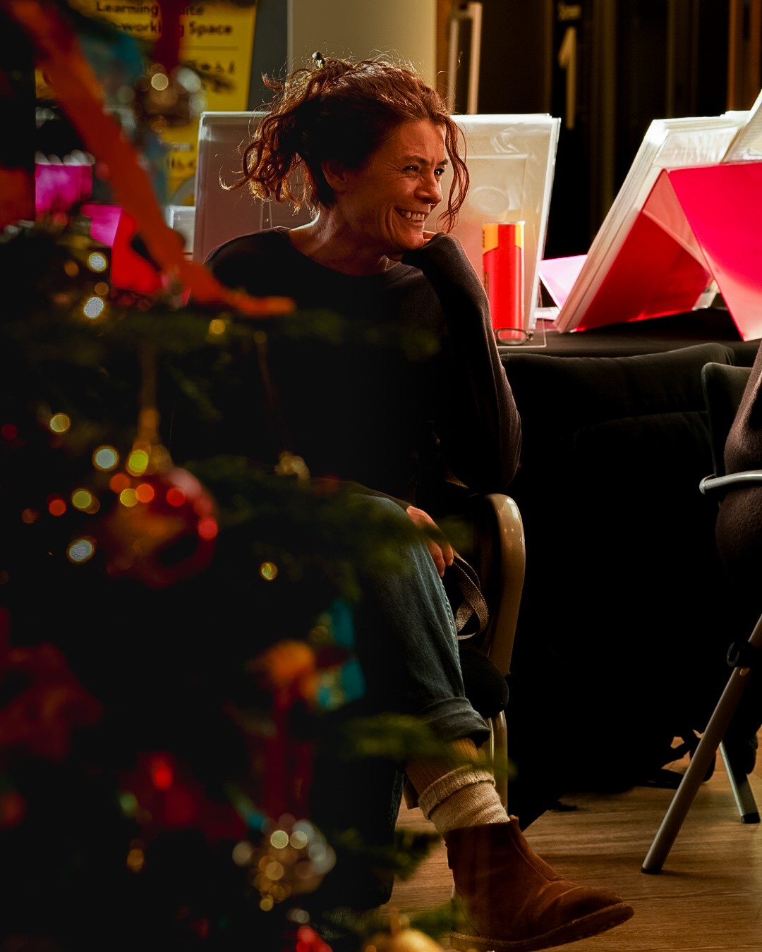 Weekly Prime – Week 17 | 85mm Prime
Lens: FE 85mm F1.4 GM
Settings: ISO 400 | 1/40s | f/5.6
Camera: Sony A7 III
Location: C3 Christmas Arts Event
This one’s from the Christmas C3 event.
Traci said she never gets a good photo of herself and challenged me to prove her wrong. It wasn’t posed and it wasn’t rushed. I stayed where I was, watched the light, and waited for her to forget I was there.
This was the moment. Mid laugh. Head turned slightly. Everything relaxed.
I printed it, mounted it, and handed it to her not long after. She was genuinely over the moon with it and kept looking back at it like she couldn’t quite believe it was her.
#ImACameraGuyNow #OneMistakeAtATime #WeeklyPrime
#C3Arts #CreativeCommunity
#PrintedPhotos #PortraitPhotography
#ChaplainAndCo