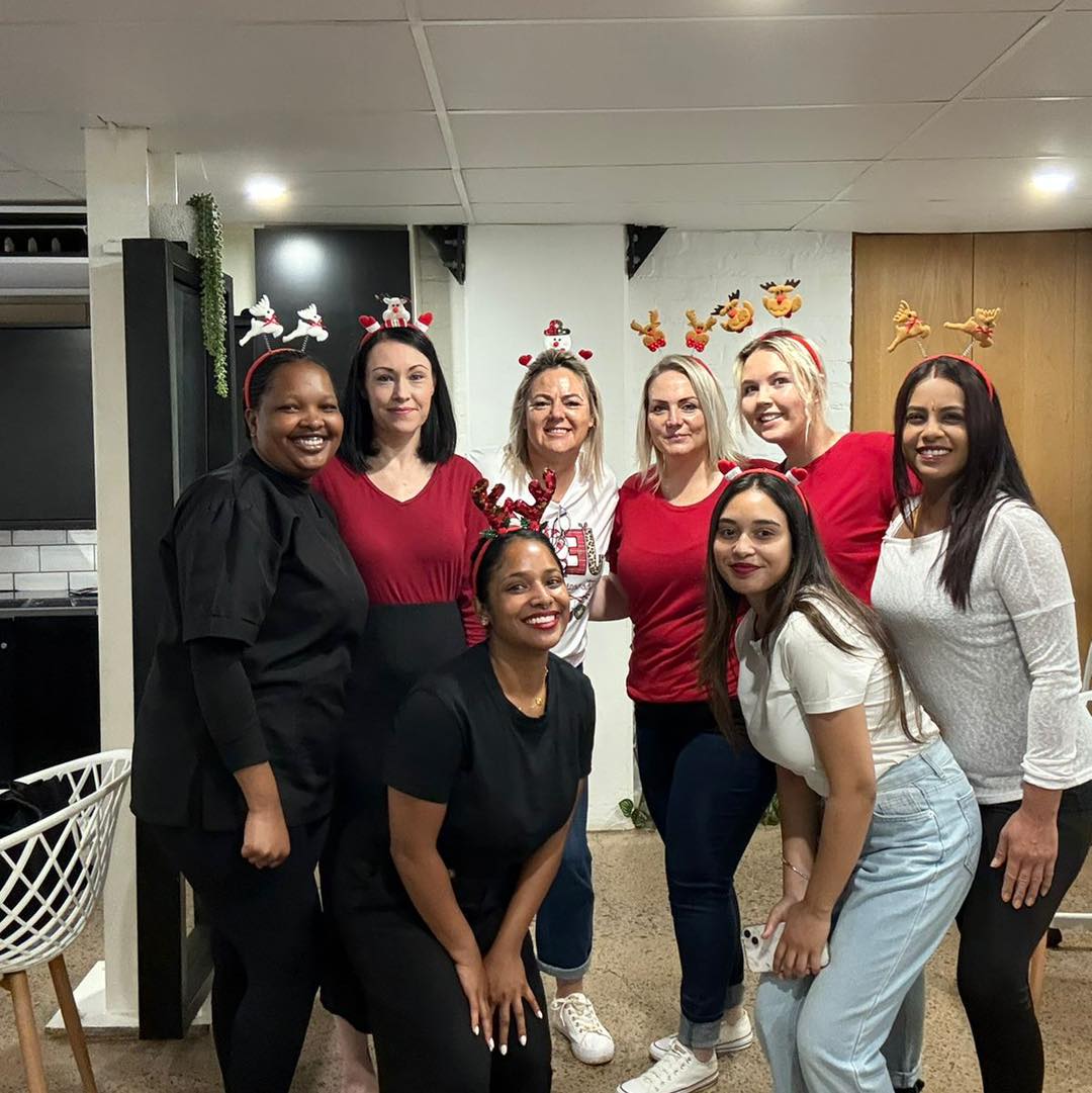 Merry Christmas from The Vine family to yours 🎄💚
Ps. We open again on the 29th - see you then 🌿
#haircare #thevinespa #spoil #thevinesalon #thevinepmb #salonday #laserhairremoval #skincare #thevineaestheticandlaserspa #youdeserveaspoil #spaday #spoilyourself #christmas